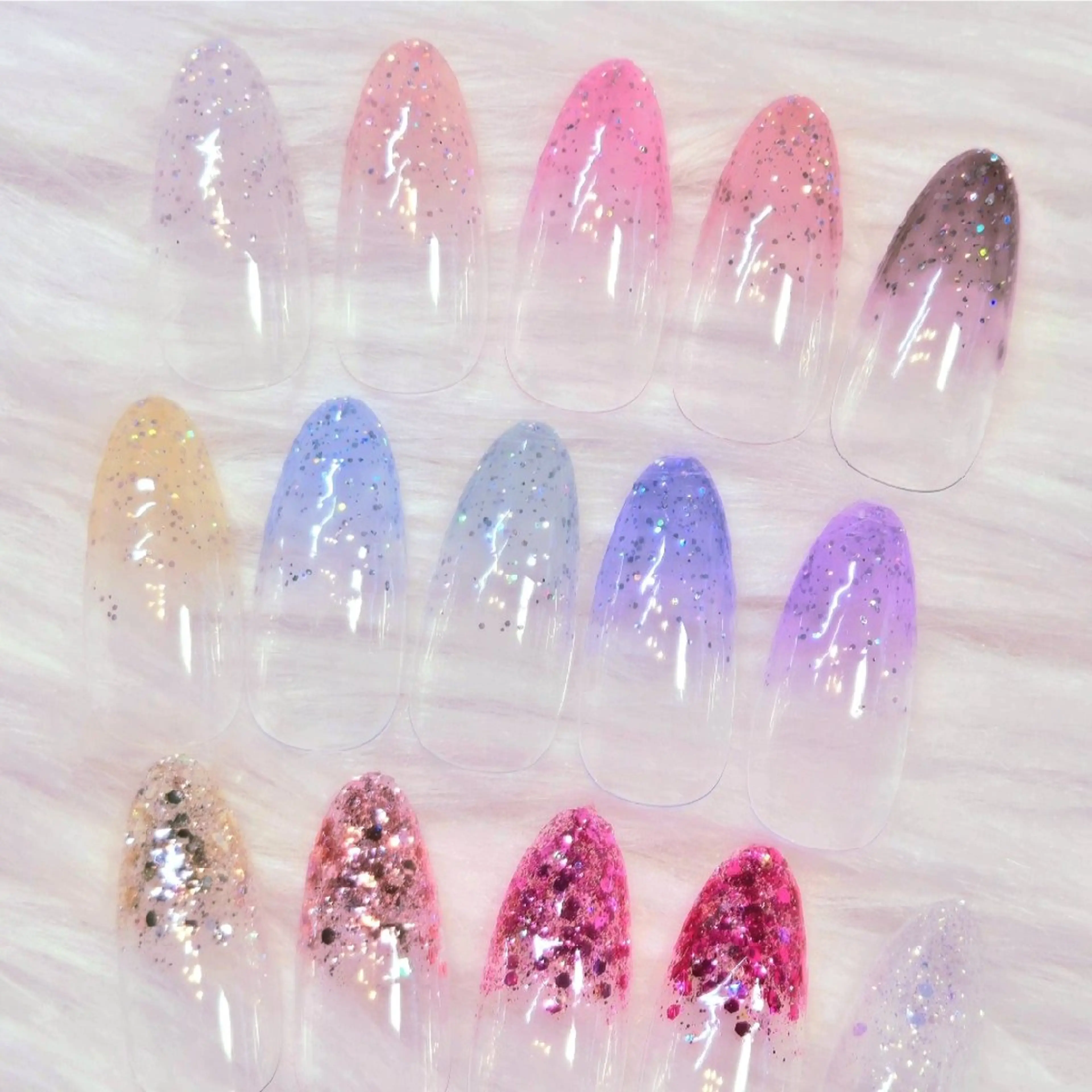 ラメグラデーション(ホログラム入りラメ♡)【オフ込み】の写真