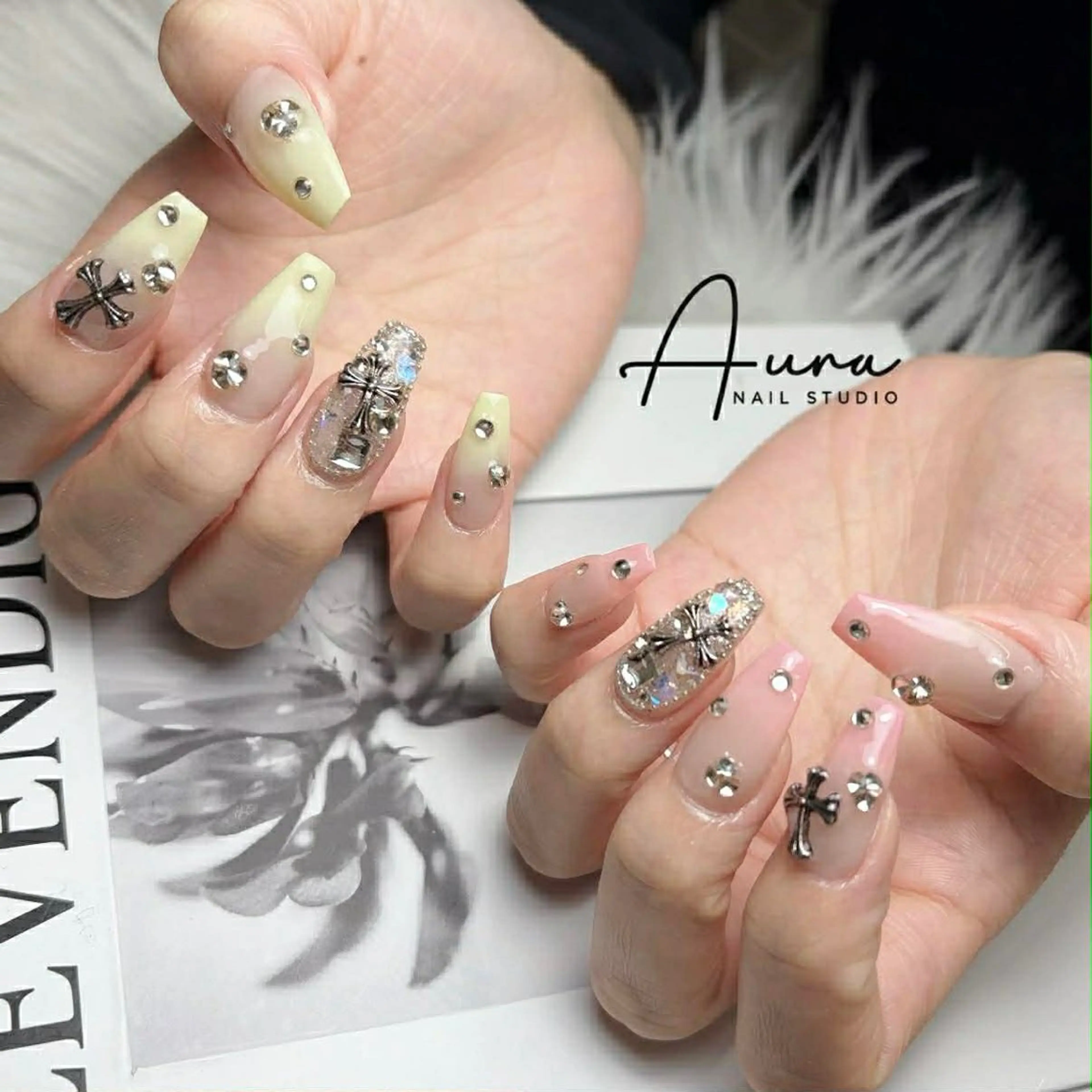 ネイル ハンドネイル Aura Nail HanNaのネイルデザイン