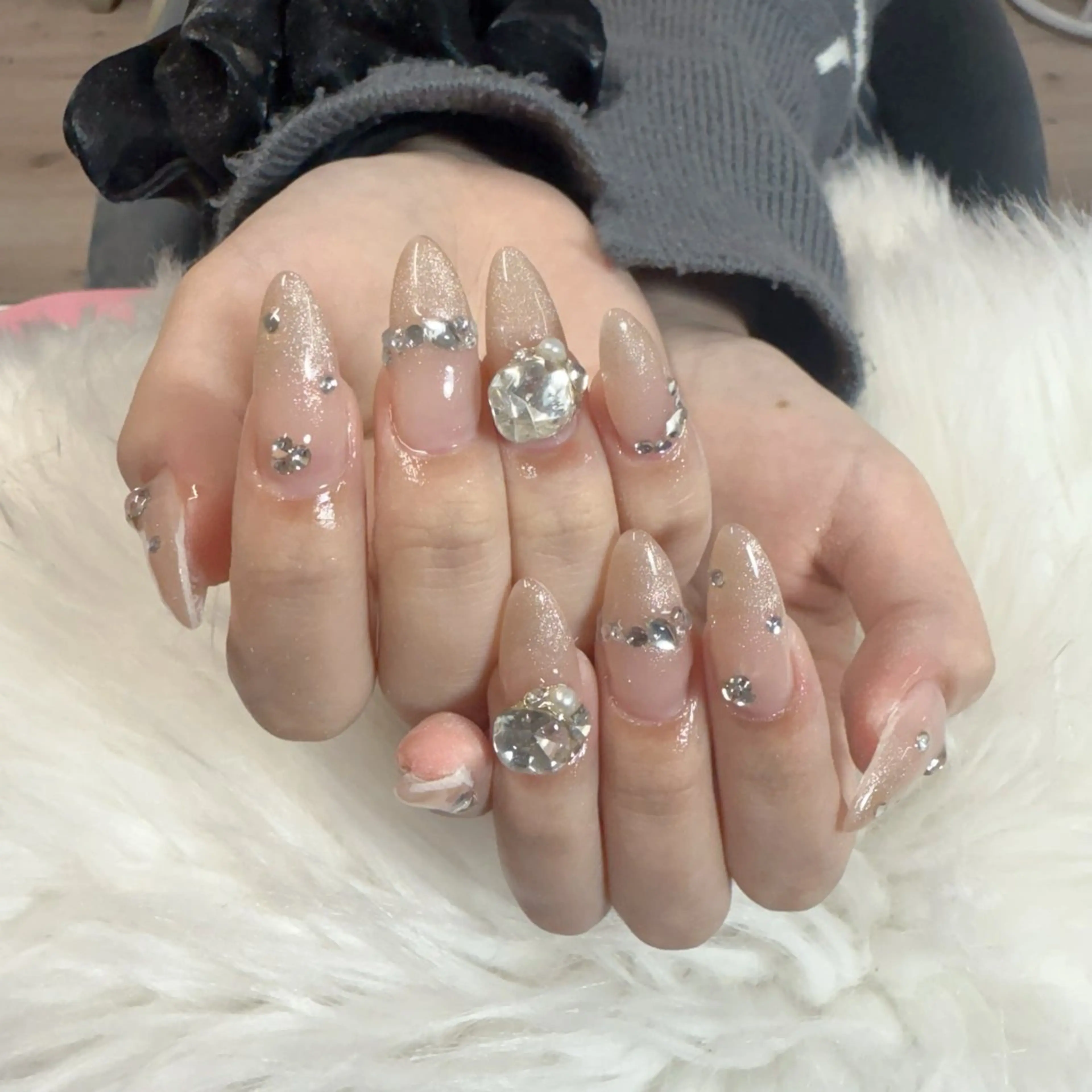 ネイル ハンドネイル 🎀nana🫧 ワンホンネイル🎀のネイルデザイン