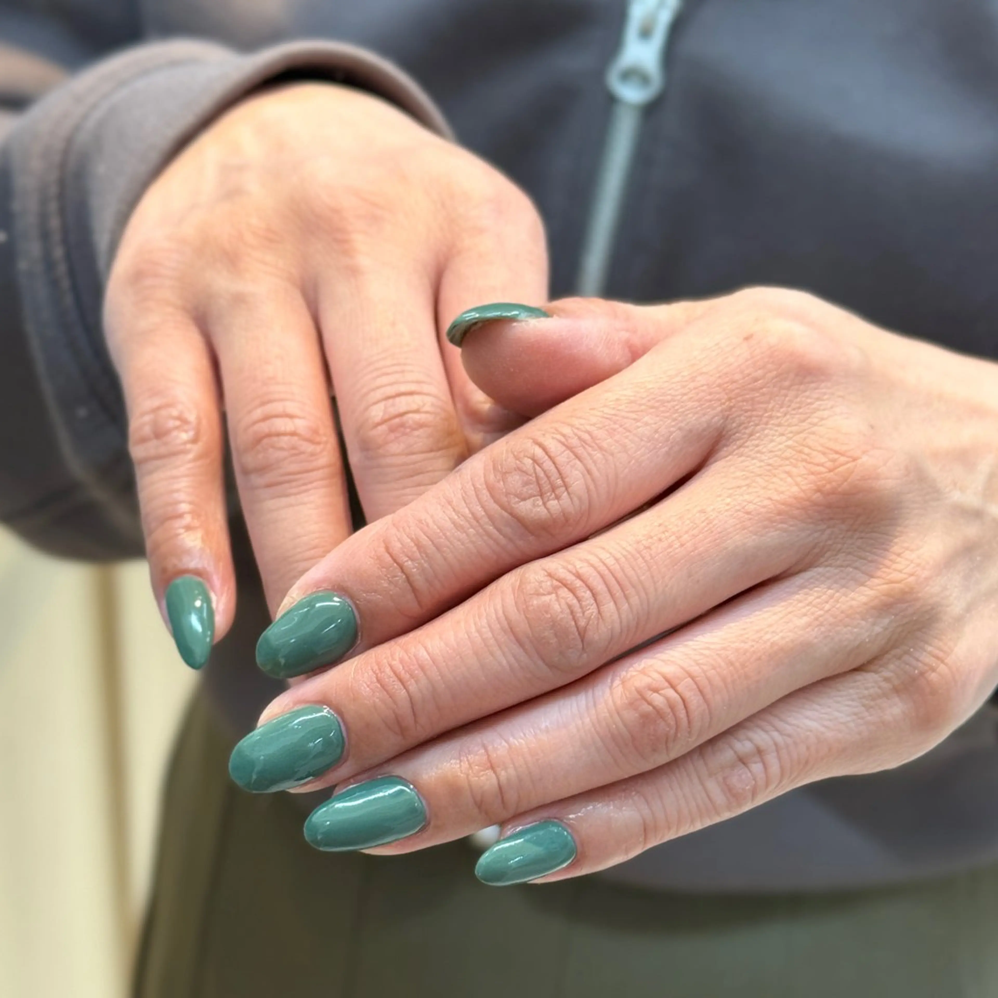 ネイル グリーン saki.K DEE yabaのネイルデザイン