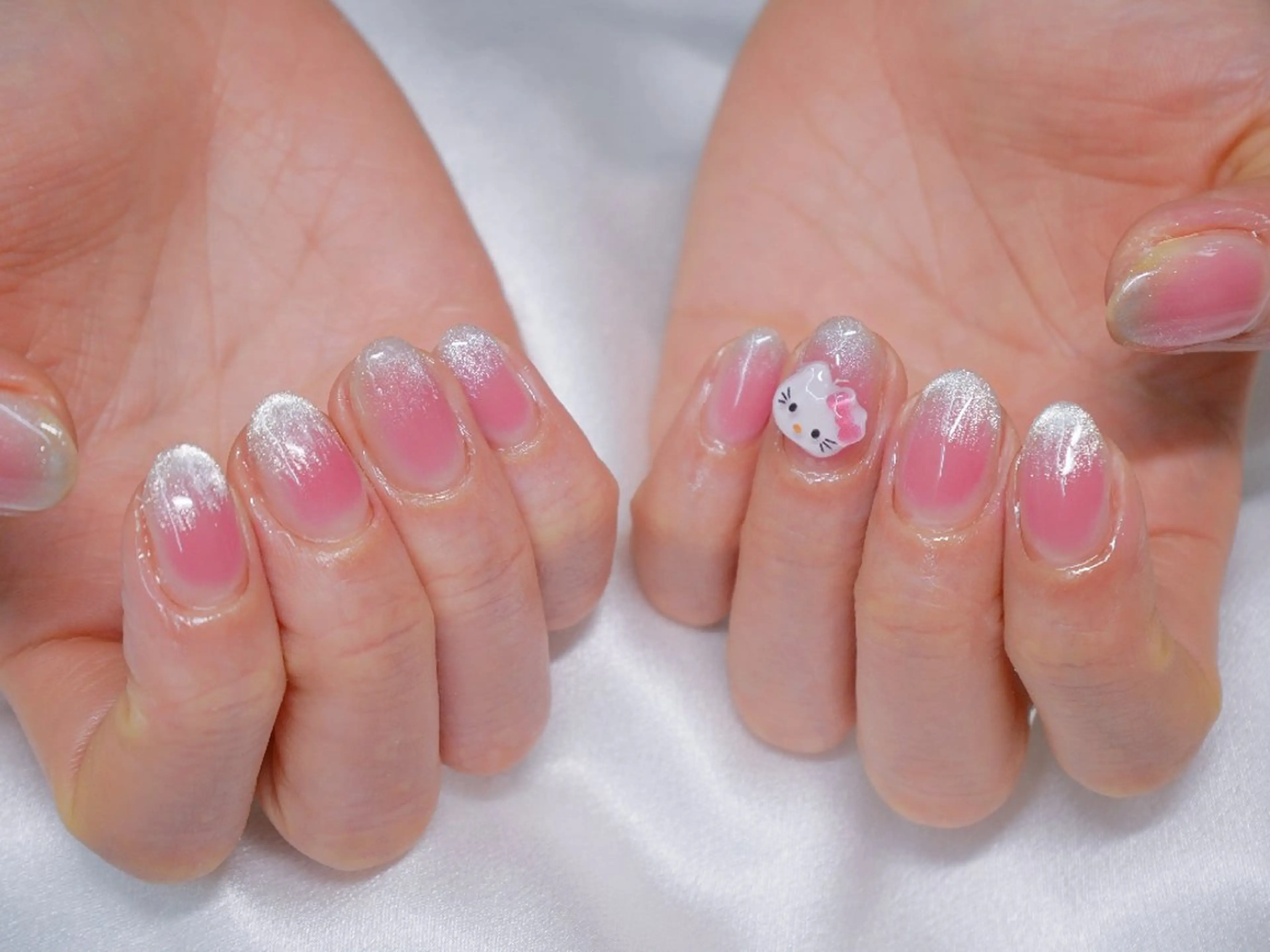 ネイル Nailsalon Graciasのネイルデザイン