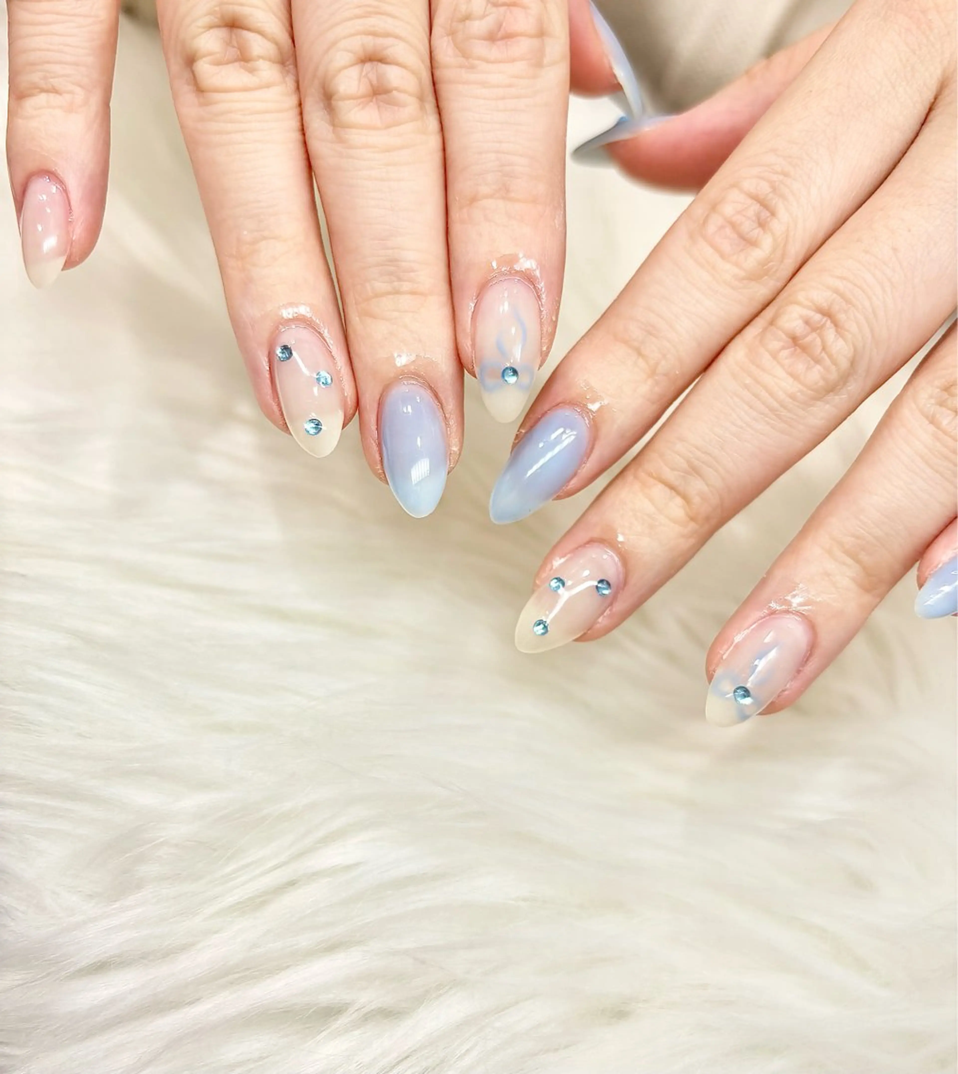 ネイル フレンチネイル キラキラネイル 韓国ネイル マグネットネイル ワンカラーネイル VOXJAPAN所属・VOXJAPAN CHIYURIのネイルデザイン