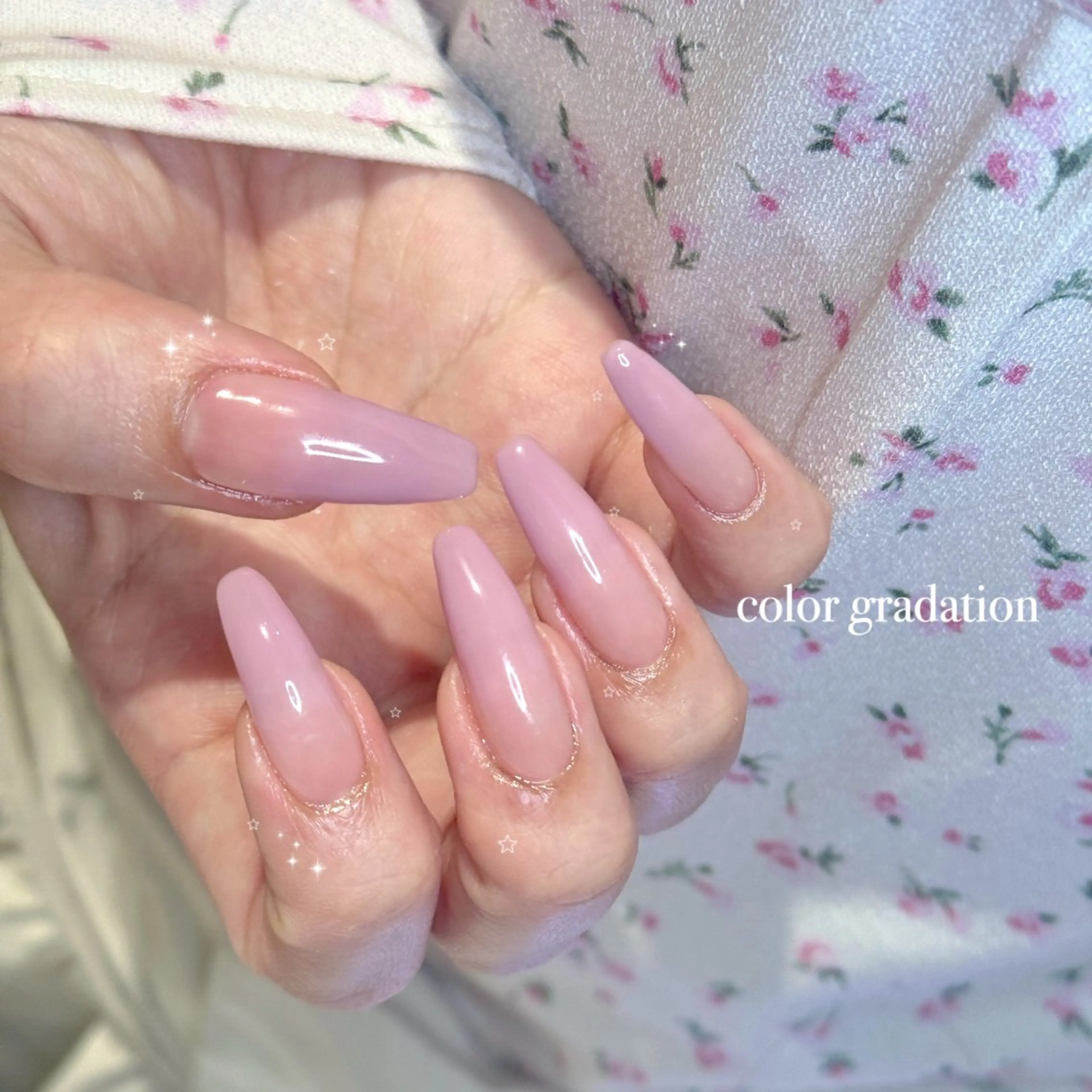 ネイル グラデーション natsuki 💫のネイルデザイン