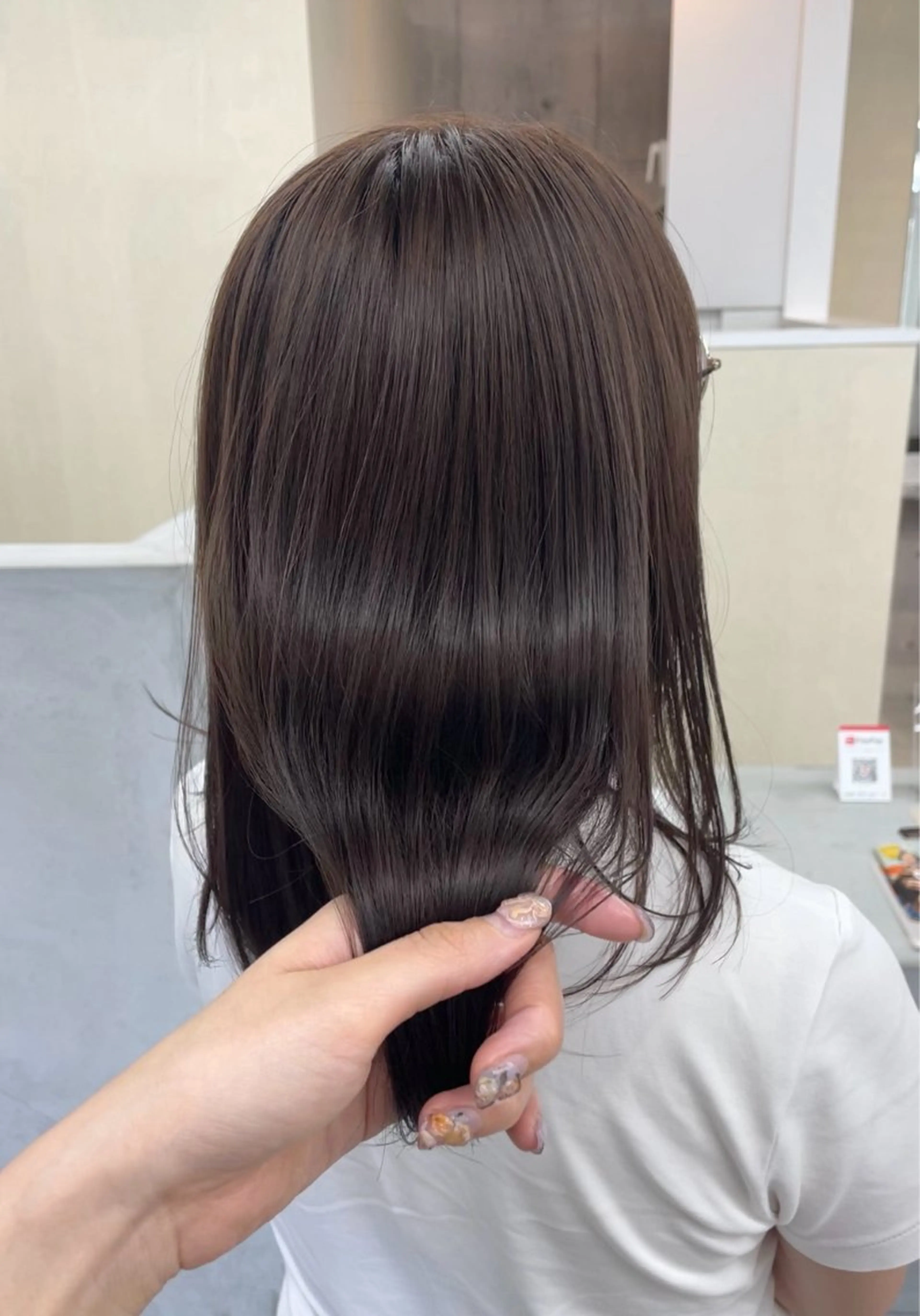 ミディアム カラー 錦 茉李 @lm.mari03のヘアスタイル