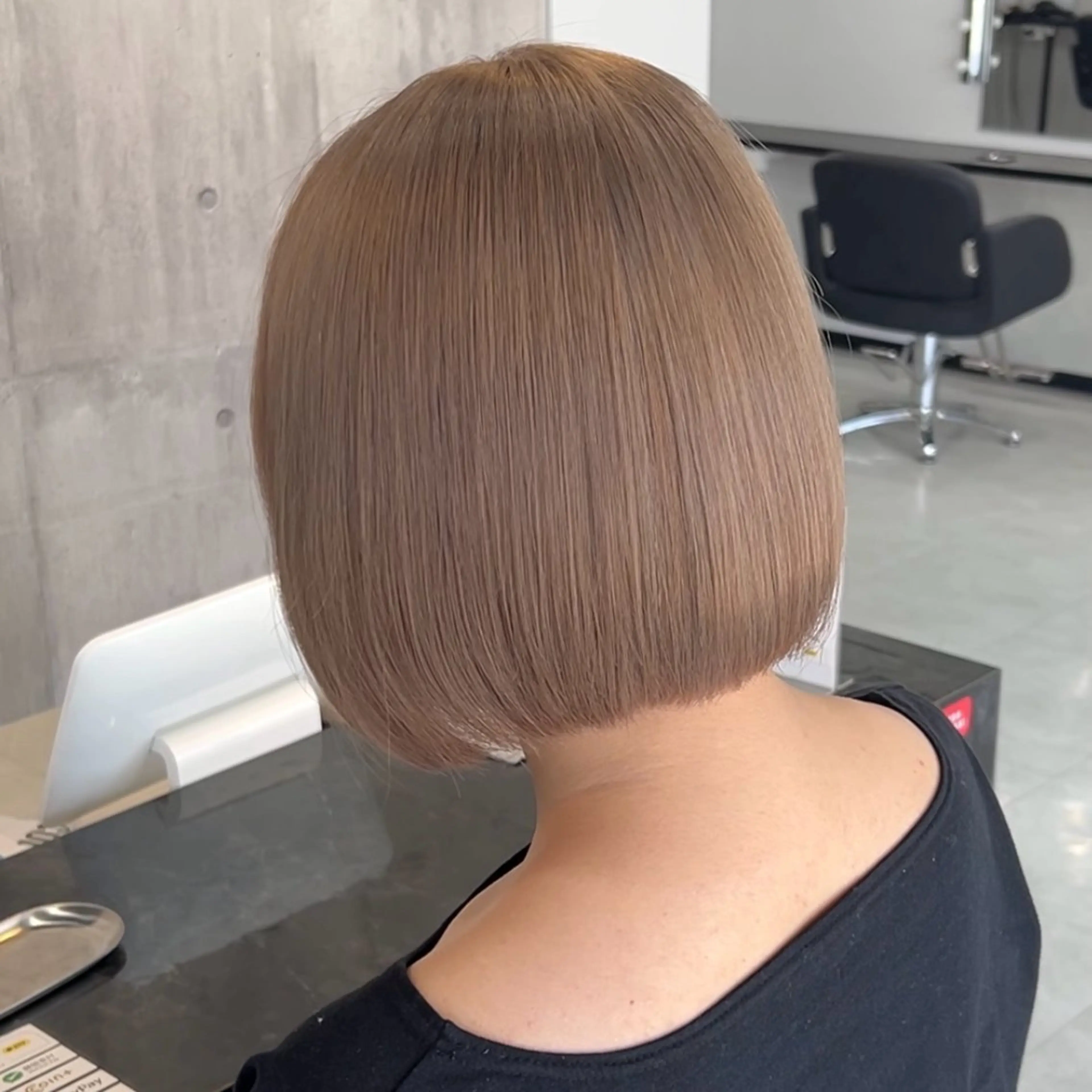 カット+ケアブリーチカラー+Synergyトリートメント【25%off】の写真