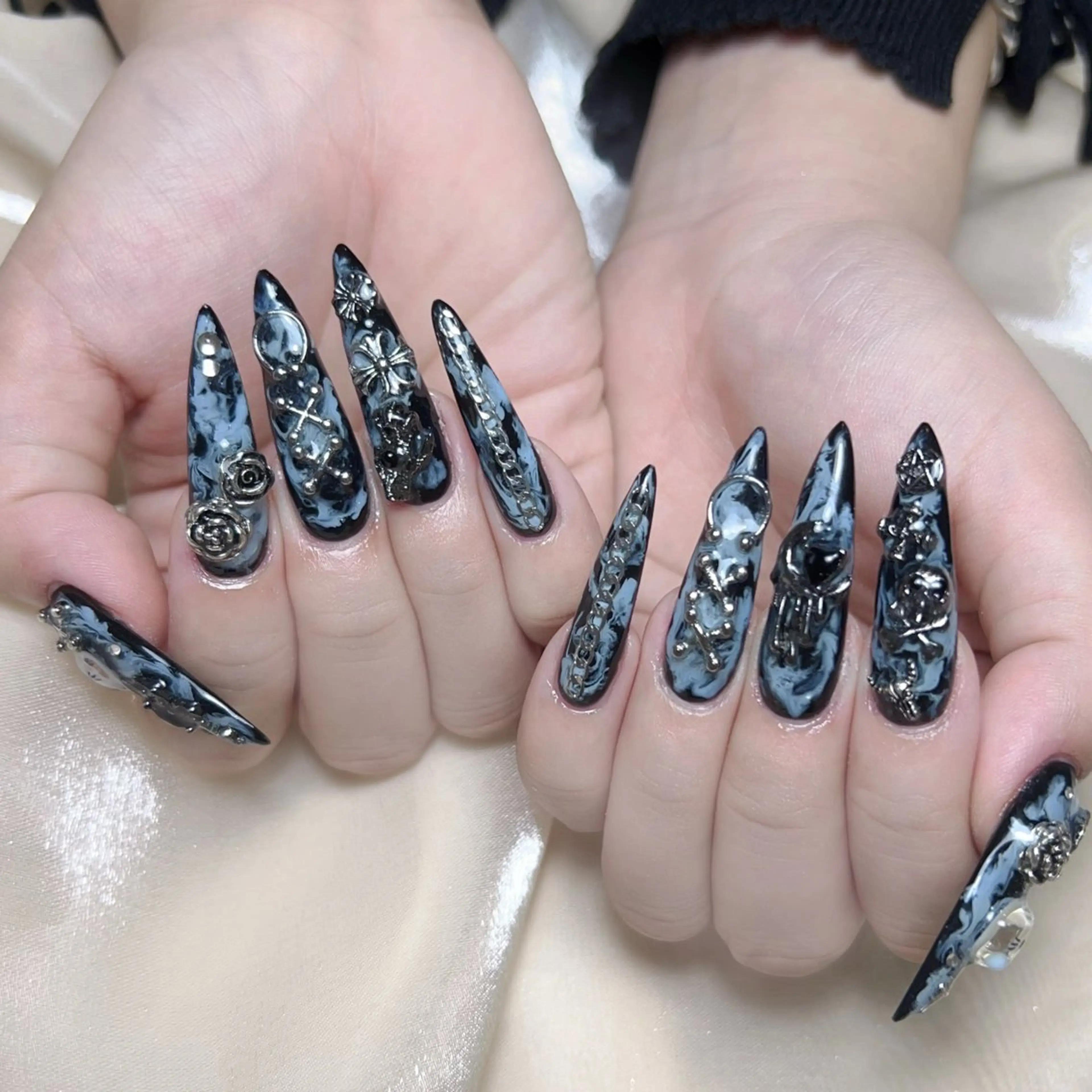 ネイル 持ち込み ハンドネイル NAILサロン 木にいるのネイルデザイン