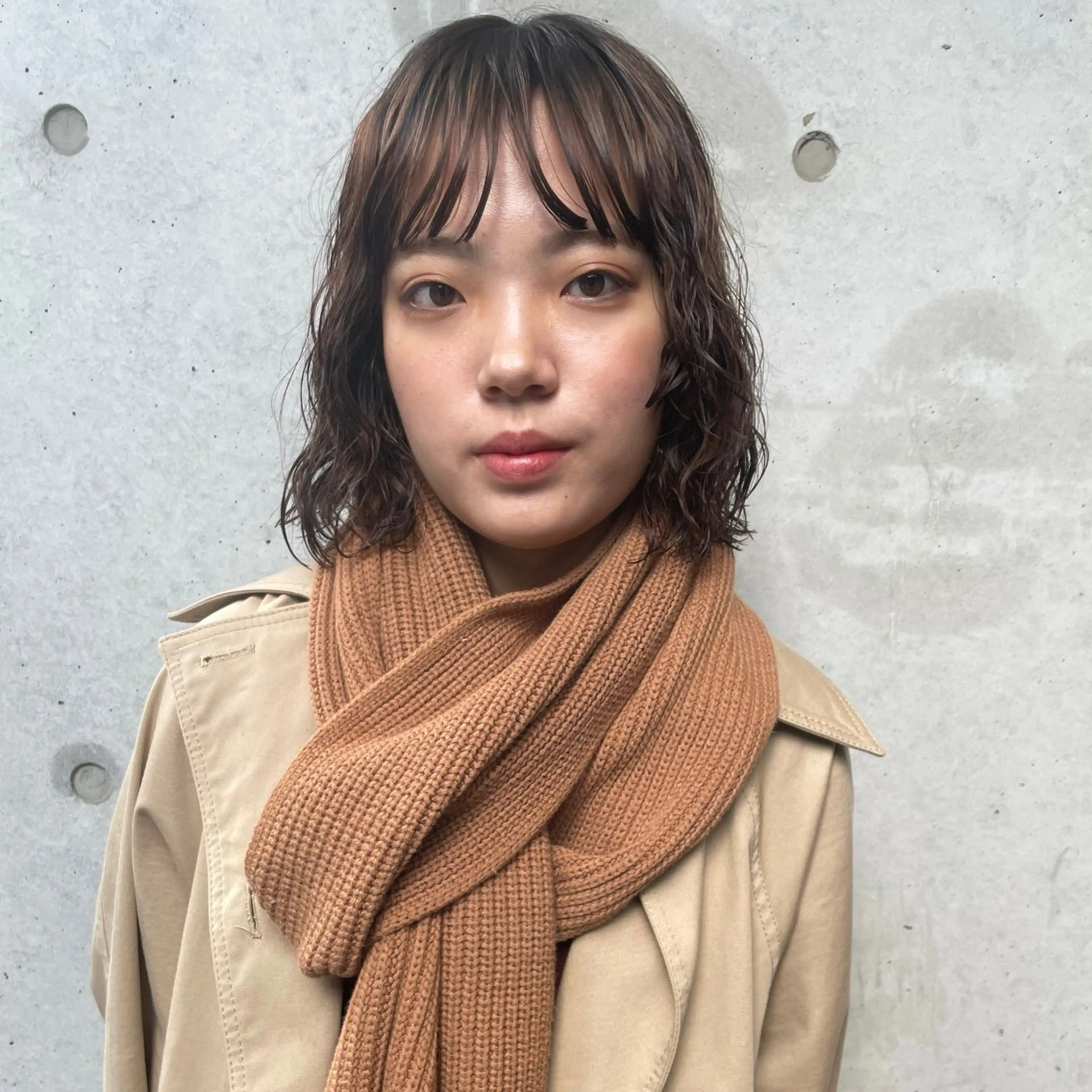 ミディアム カラー パーマ カット ヘアカラー パーマ ホリケ アオイのヘアスタイル