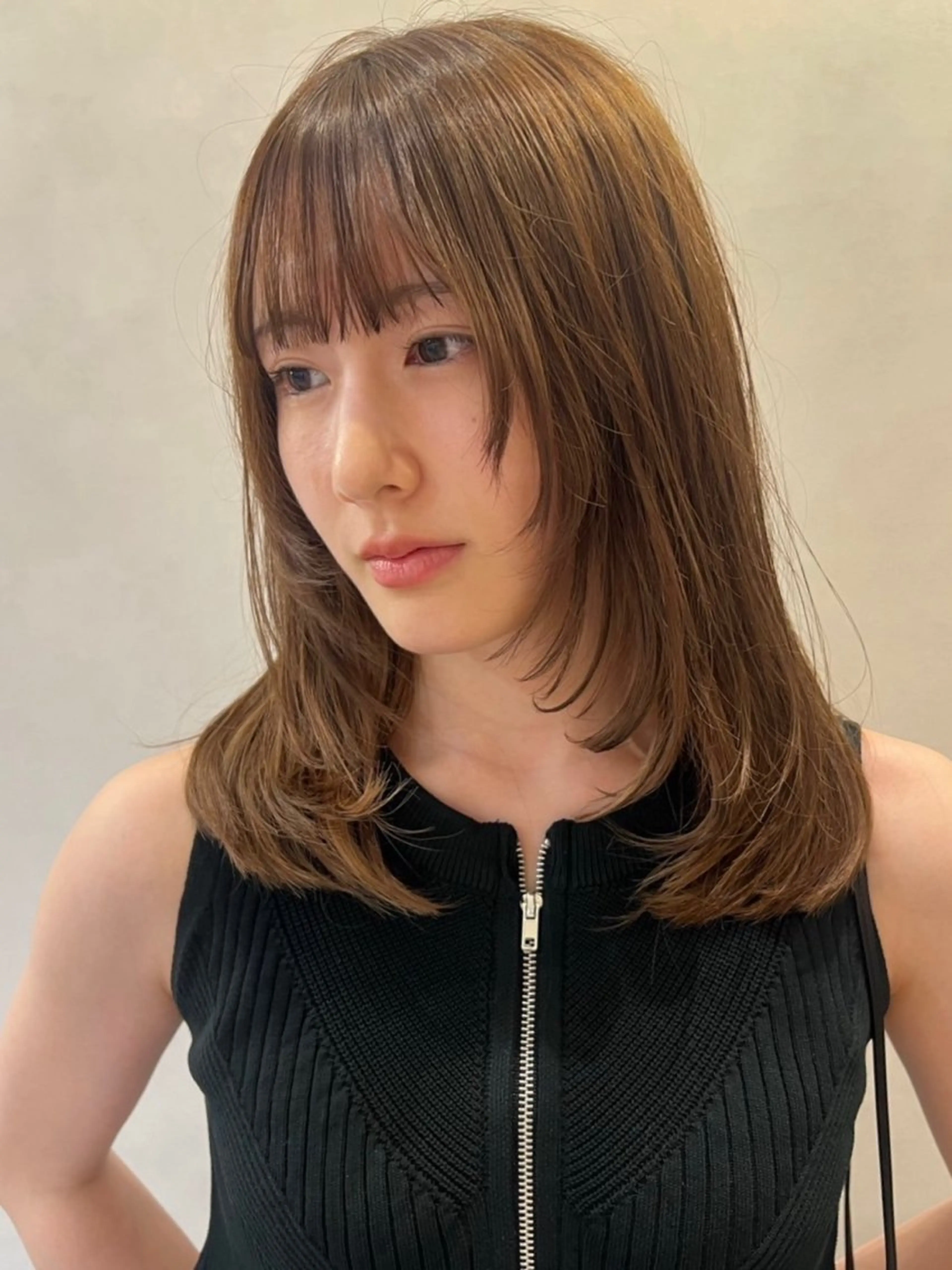 ミディアム カラー カット ヘアカラー トリートメント IVY joure Suzu.のヘアスタイル