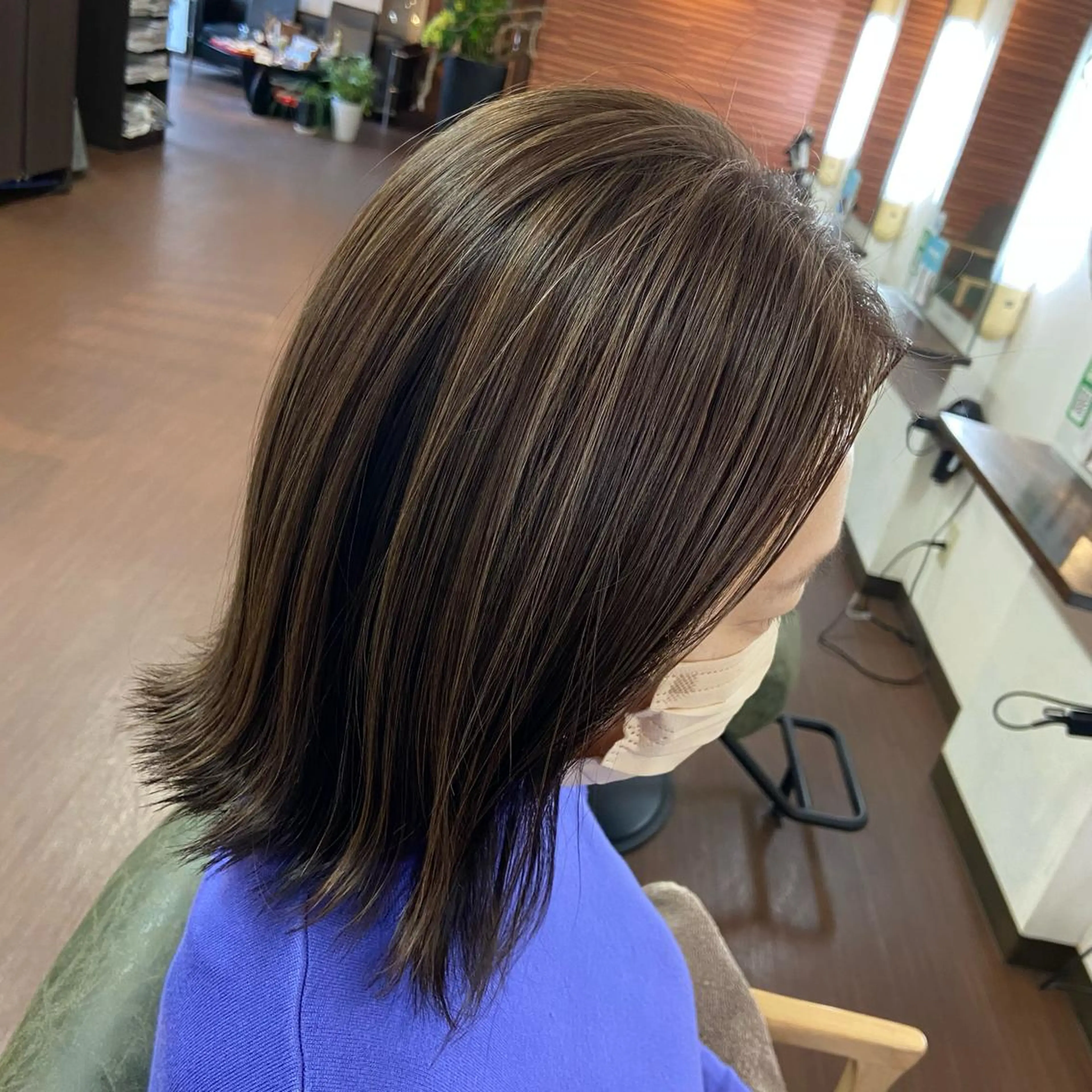 ミディアム カラー ブリーチ ハイライトカラー ブリーチなしカラー ピンクカラー ハイライト カット ヘアカラー トリートメント 大人かわいいインナー カラー/菊池柊真🎨のヘアスタイル
