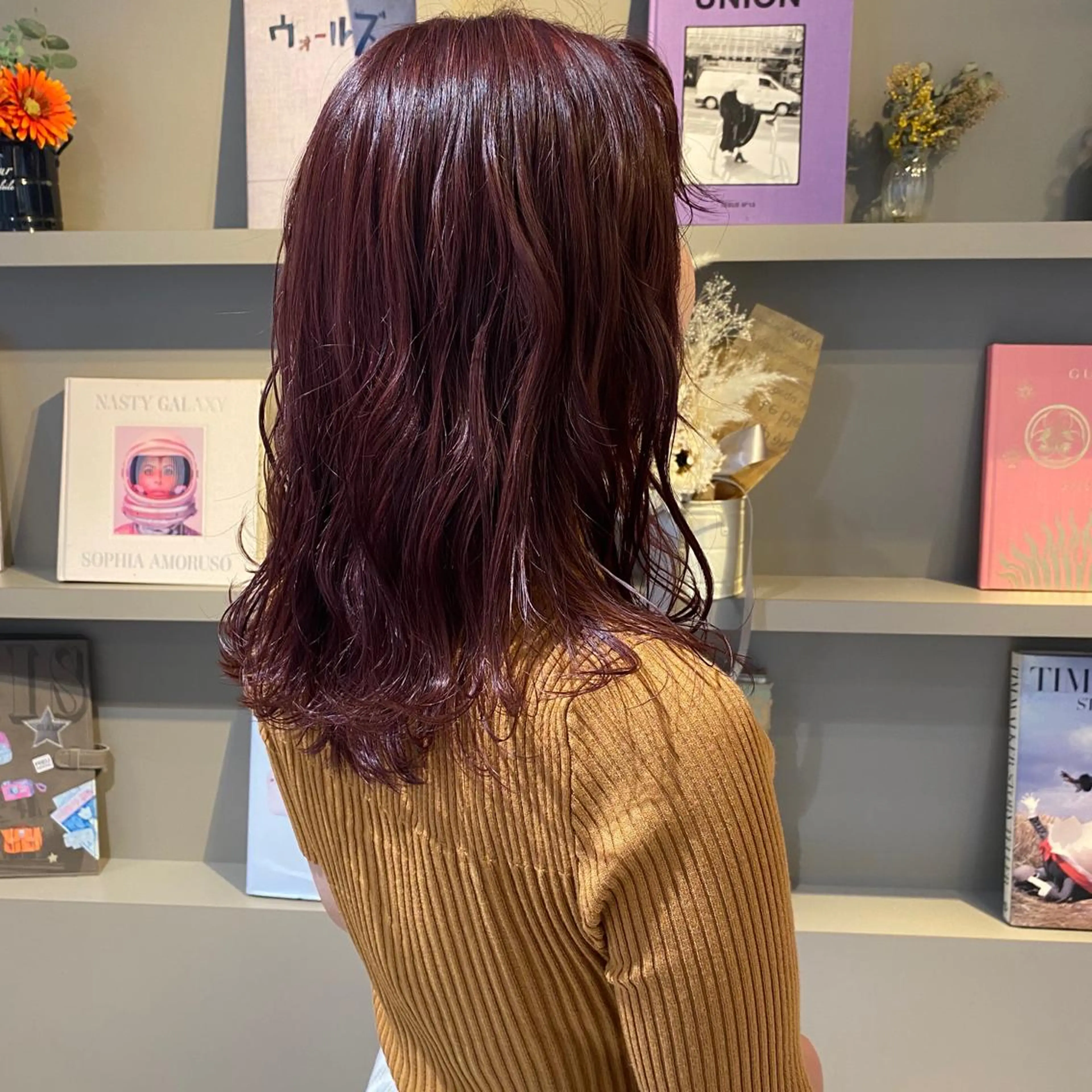 ミディアム カラー ヘアアレンジ ピンクカラー ノンダメージ⭐️ 透明感カラー中田七菜のヘアスタイル