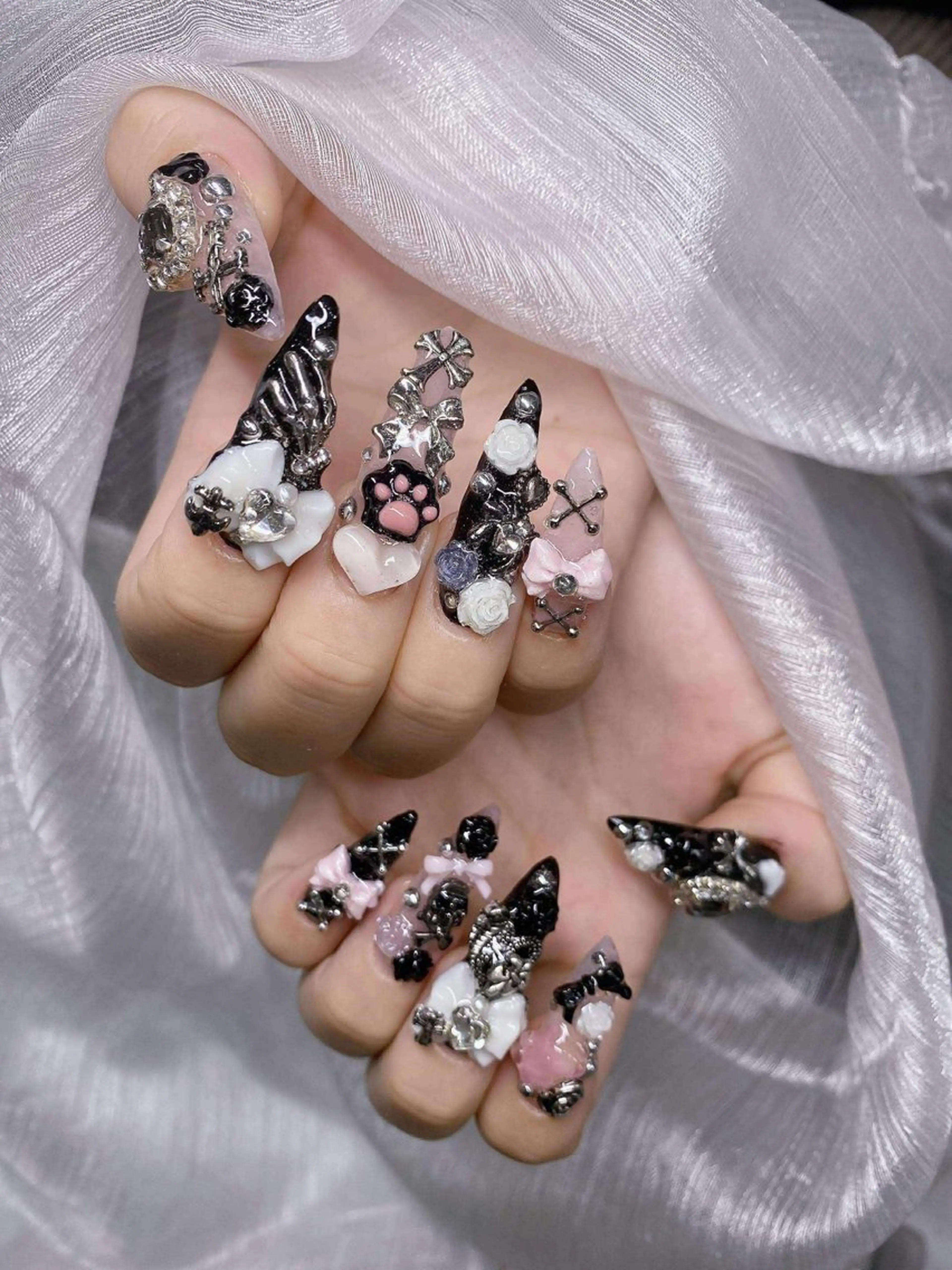 ネイル 長さ出し グラデーション 卒業式 キラキラネイル マグネットネイル ハンドネイル Lee Nailsのネイルデザイン