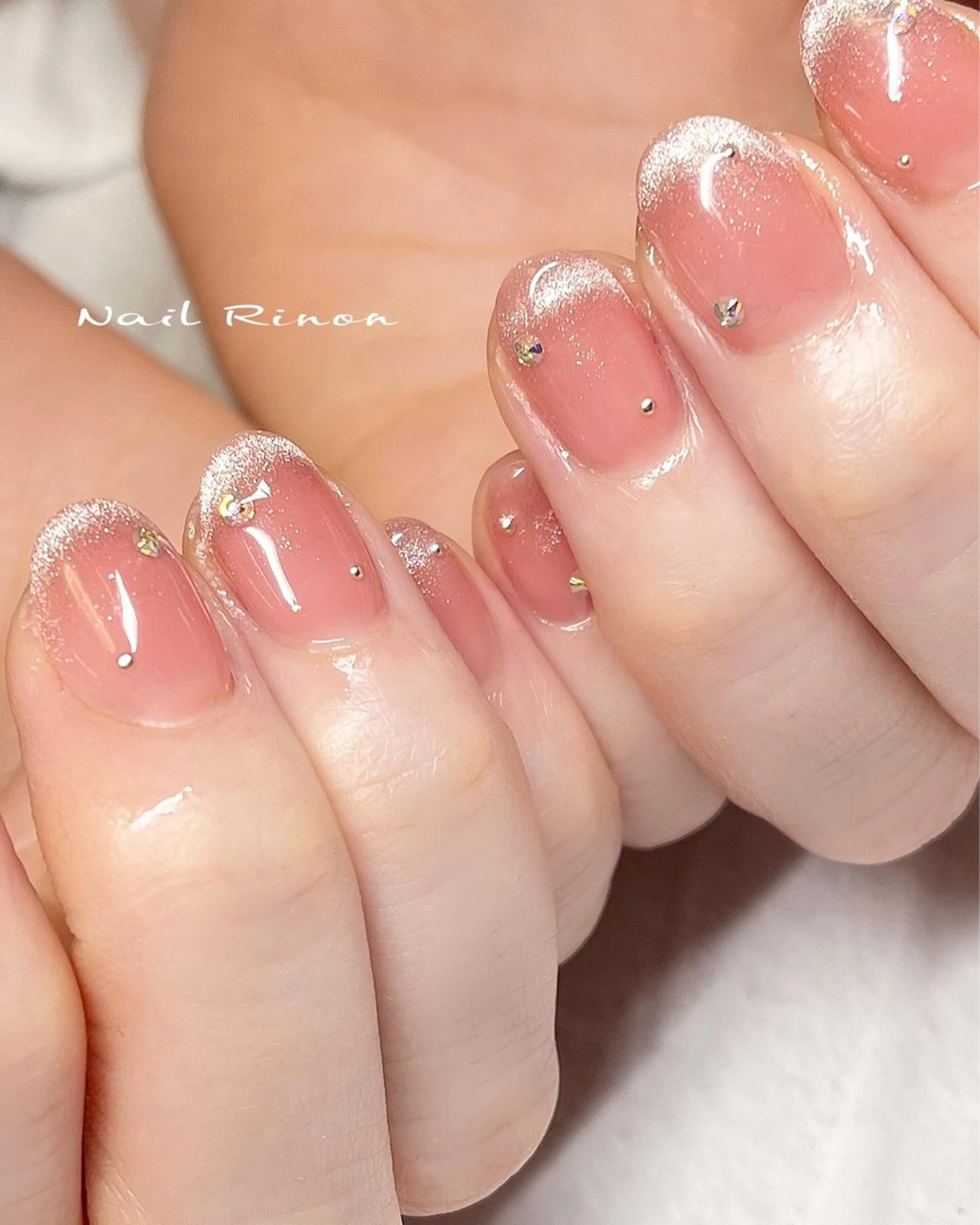 ネイル マグネットネイル ハンドネイル Nail Rinonのネイルデザイン