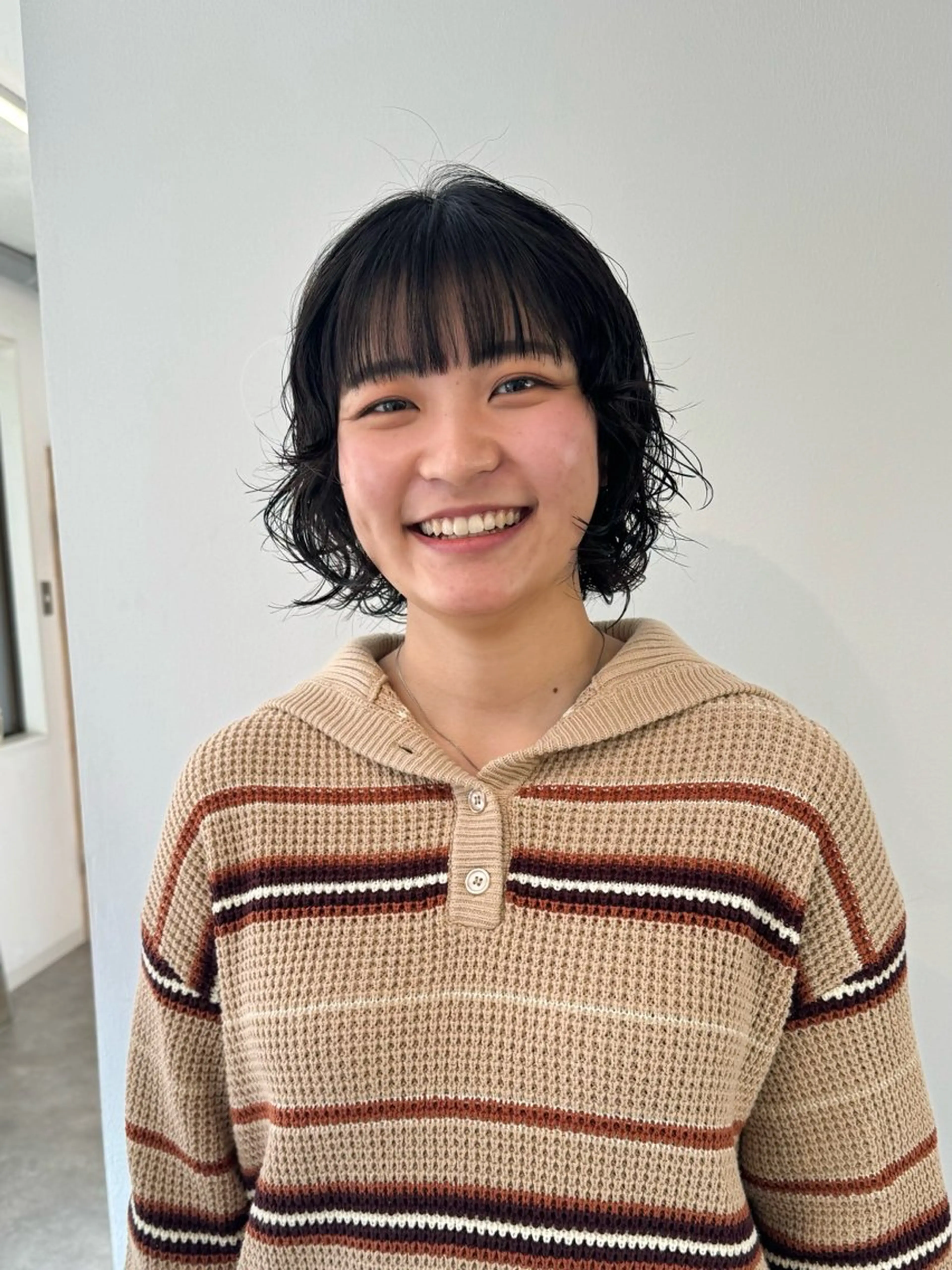 ミディアム パーマ ミディアムパーマ ボブ ウルフカット ニュアンスパーマ Seeknext // Rukaのヘアスタイル