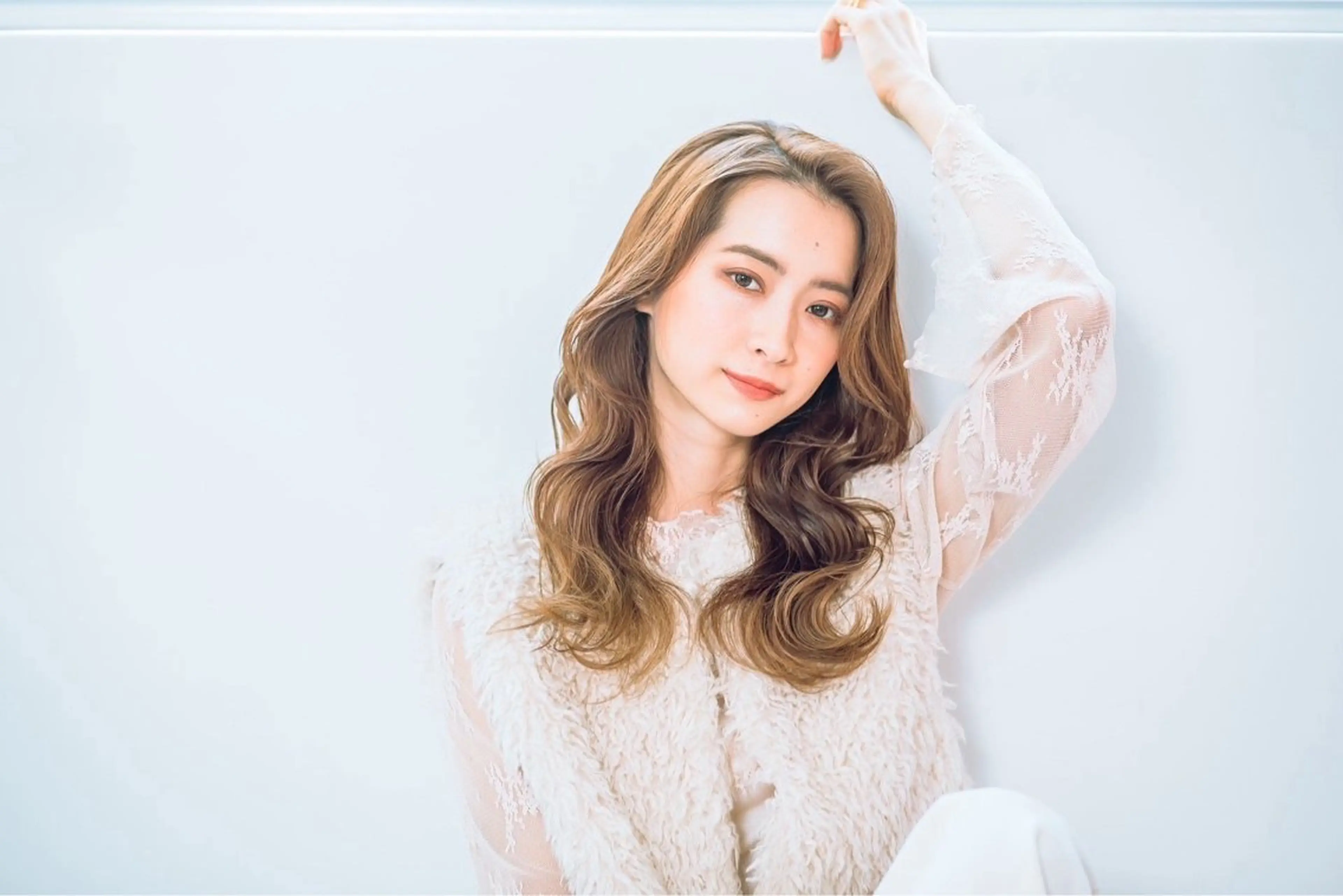 ロング ツヤ感カラーレイヤー カット川野莉空のヘアスタイル