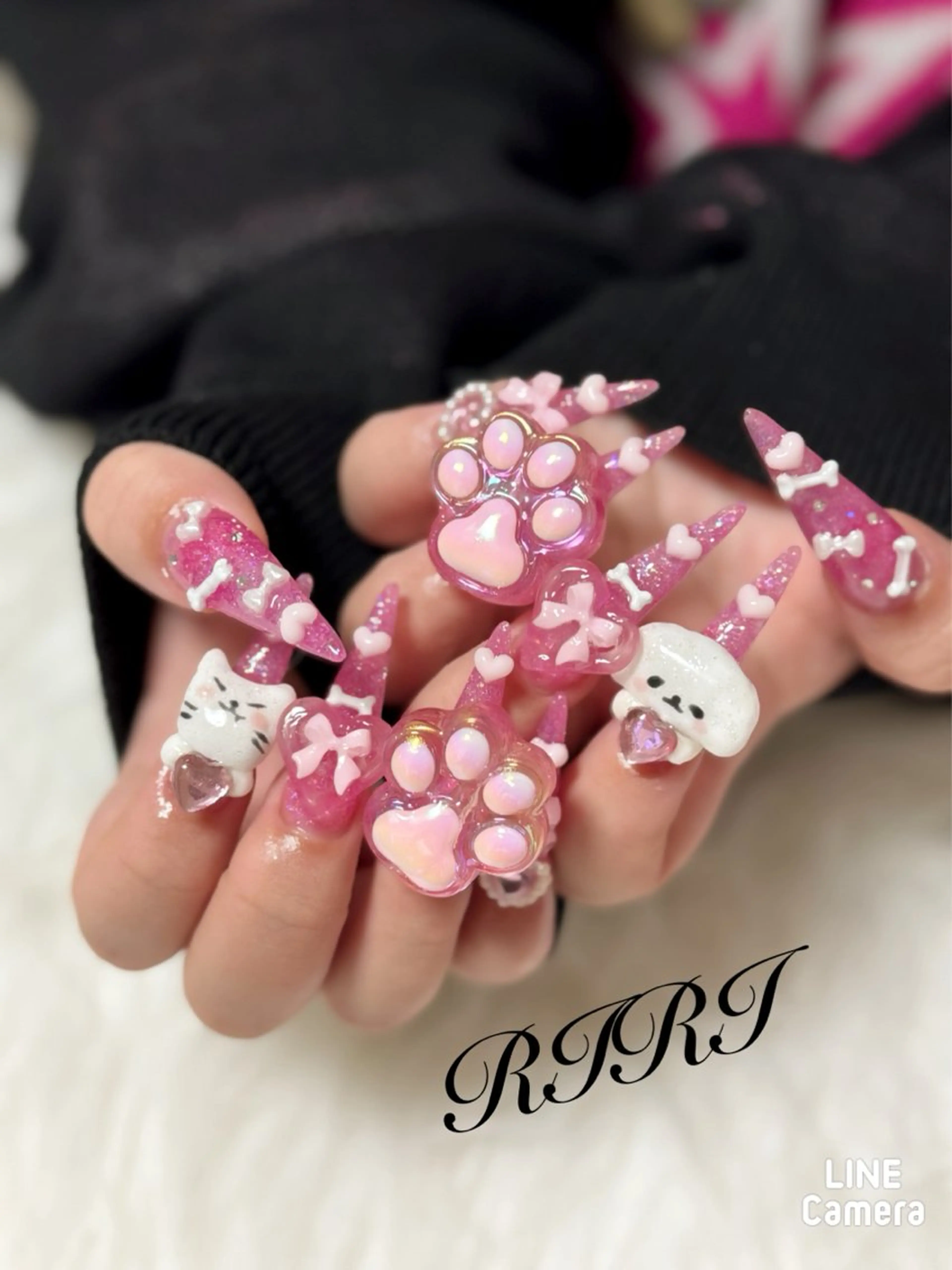 ネイル ジェルネイル ラメ(グリッター) ロングネイル ピンク リボン ハンドネイル riri オーナーのネイルデザイン