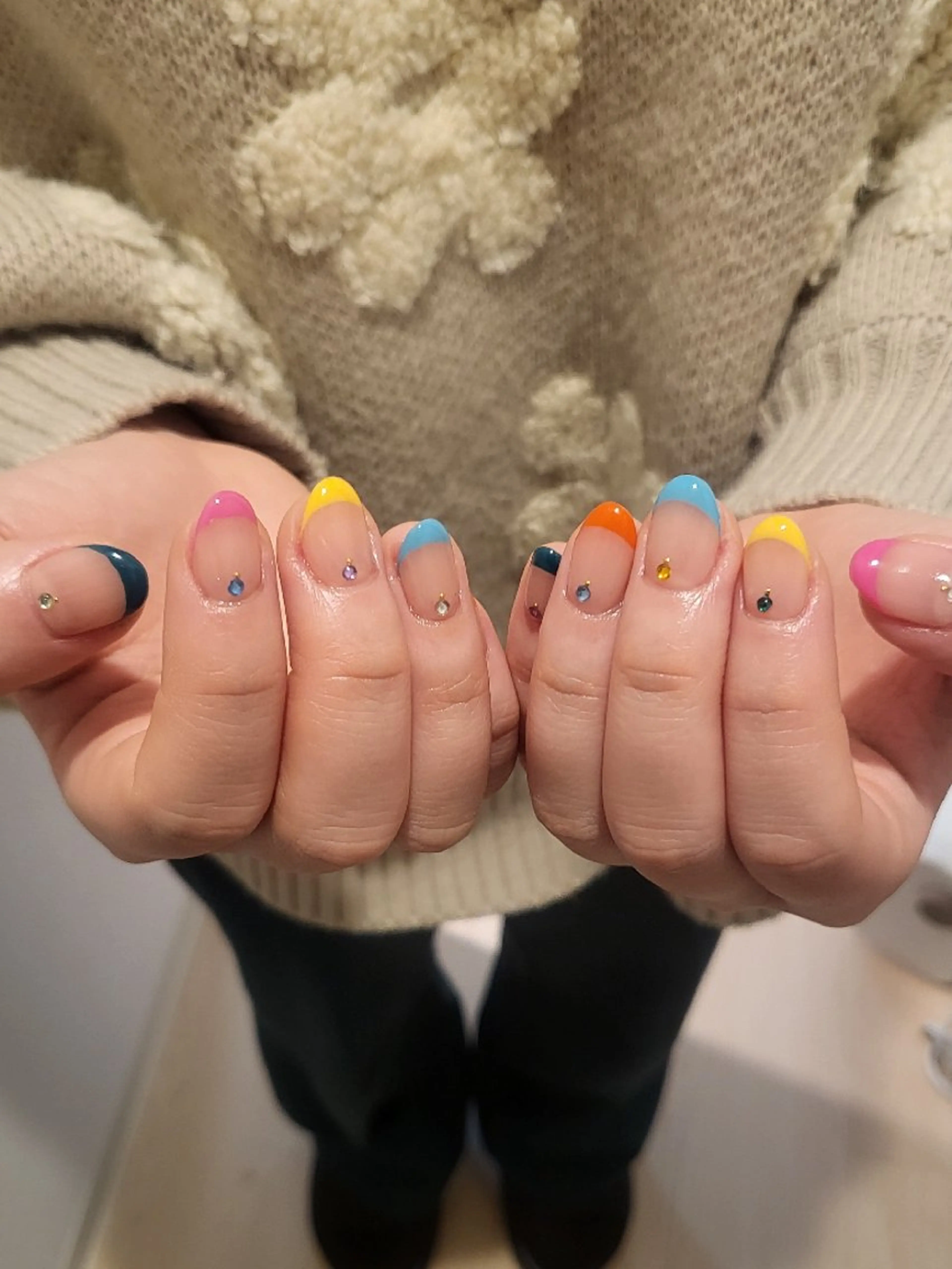 ネイル ハンドネイル フットネイル ハンドケア ChouChou  NAILSALONのネイルデザイン