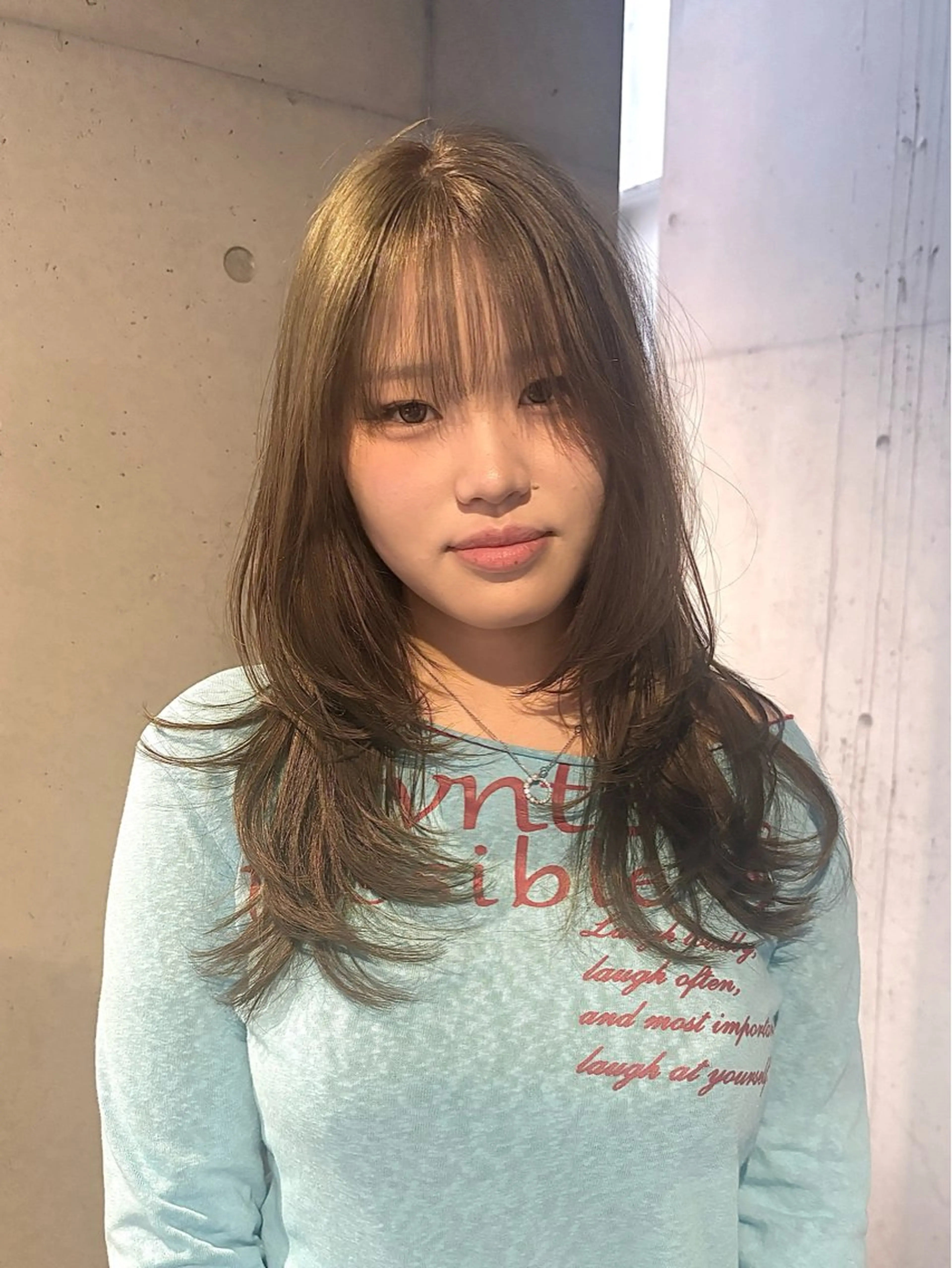 セミロング カラー カット ヘアカラー トリートメント 韓国レイヤー/ 小顔前髪/RIN🎀のヘアスタイル