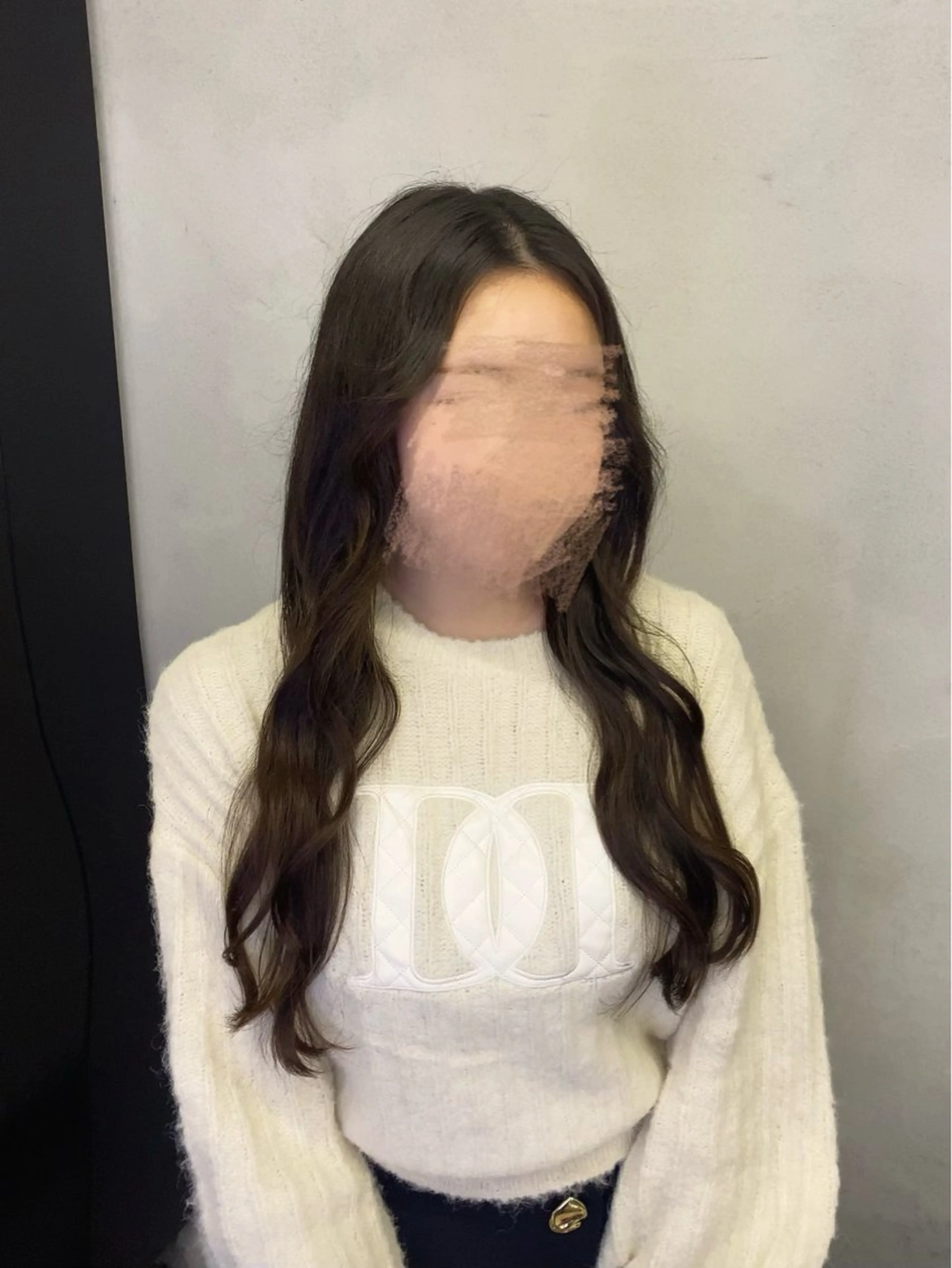 ロング 菅 凜のヘアスタイル