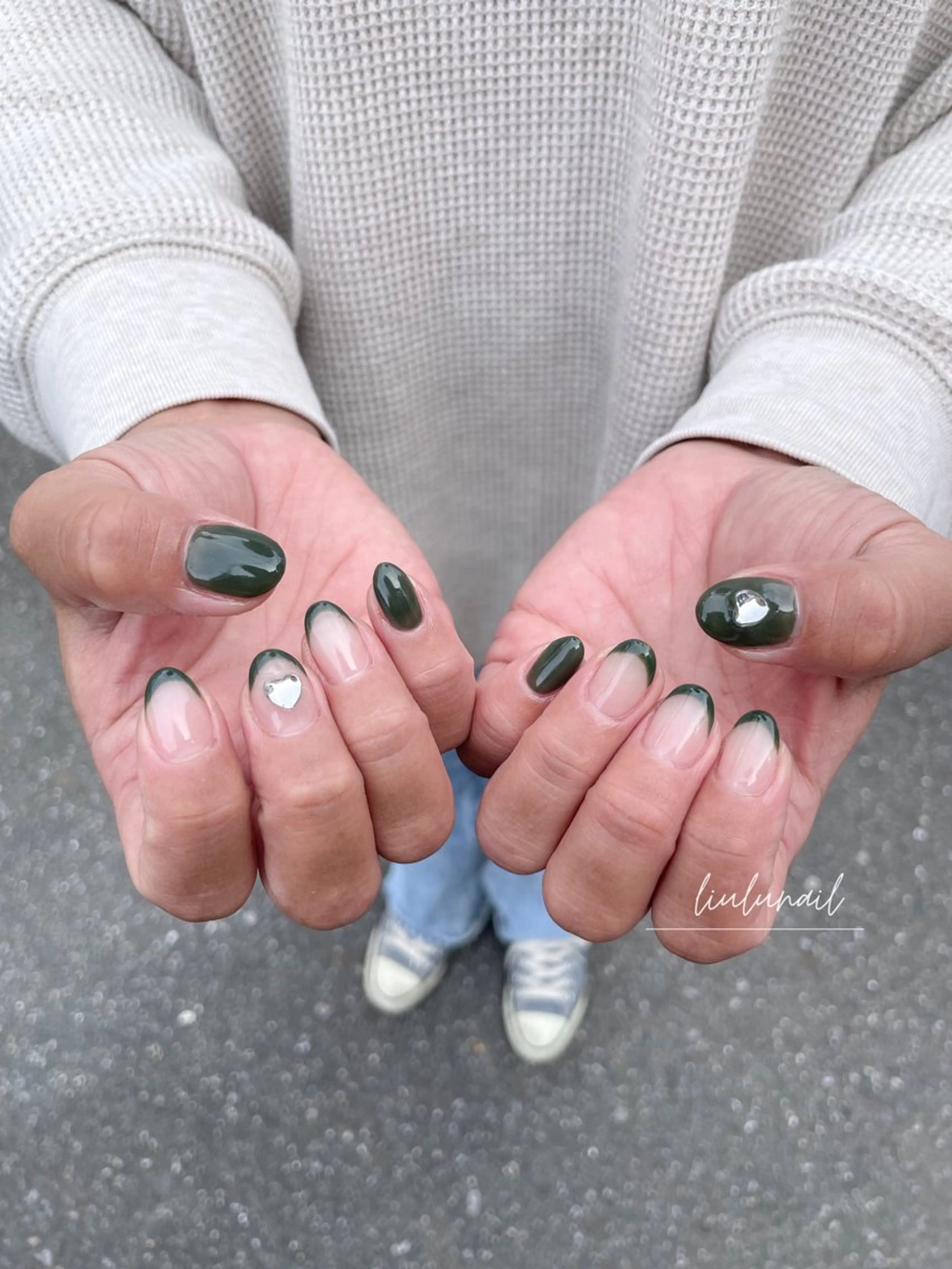 ネイル アートネイル ハート キラキラネイル 持ち込み ハンドネイル liulu nailのネイルデザイン