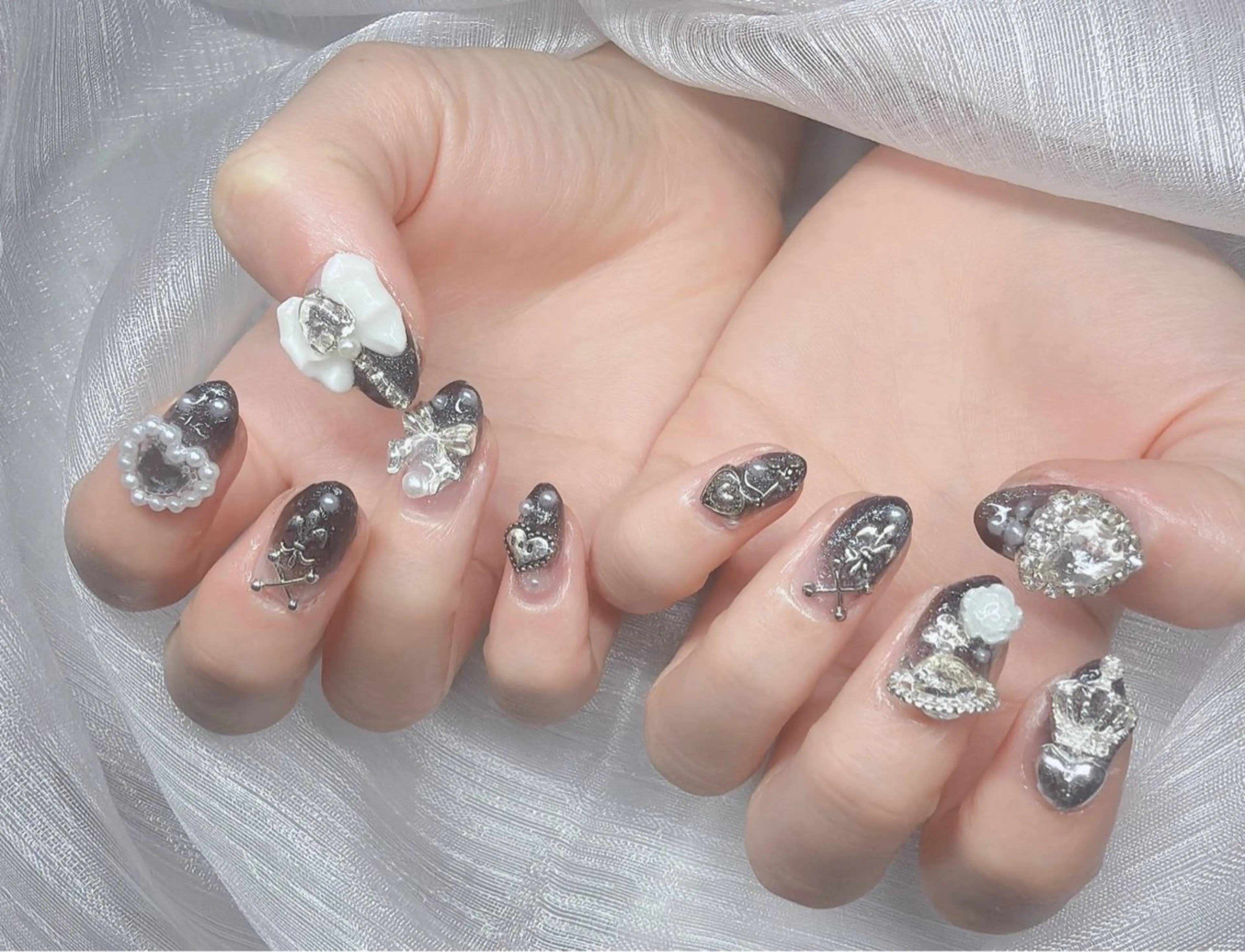 ネイル ハンドネイル Lee Nailsのネイルデザイン