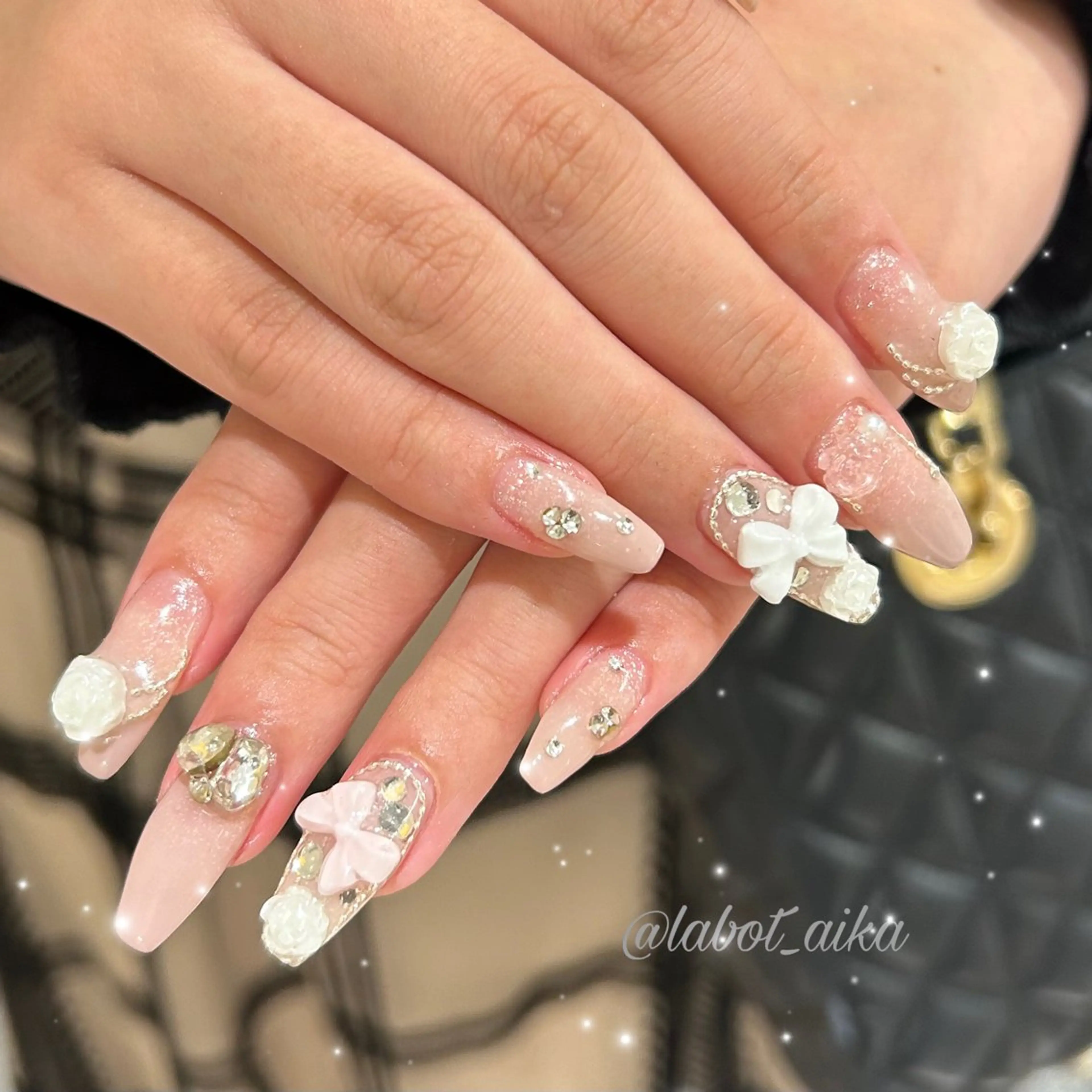 ネイル laboT nuit aikaのネイルデザイン