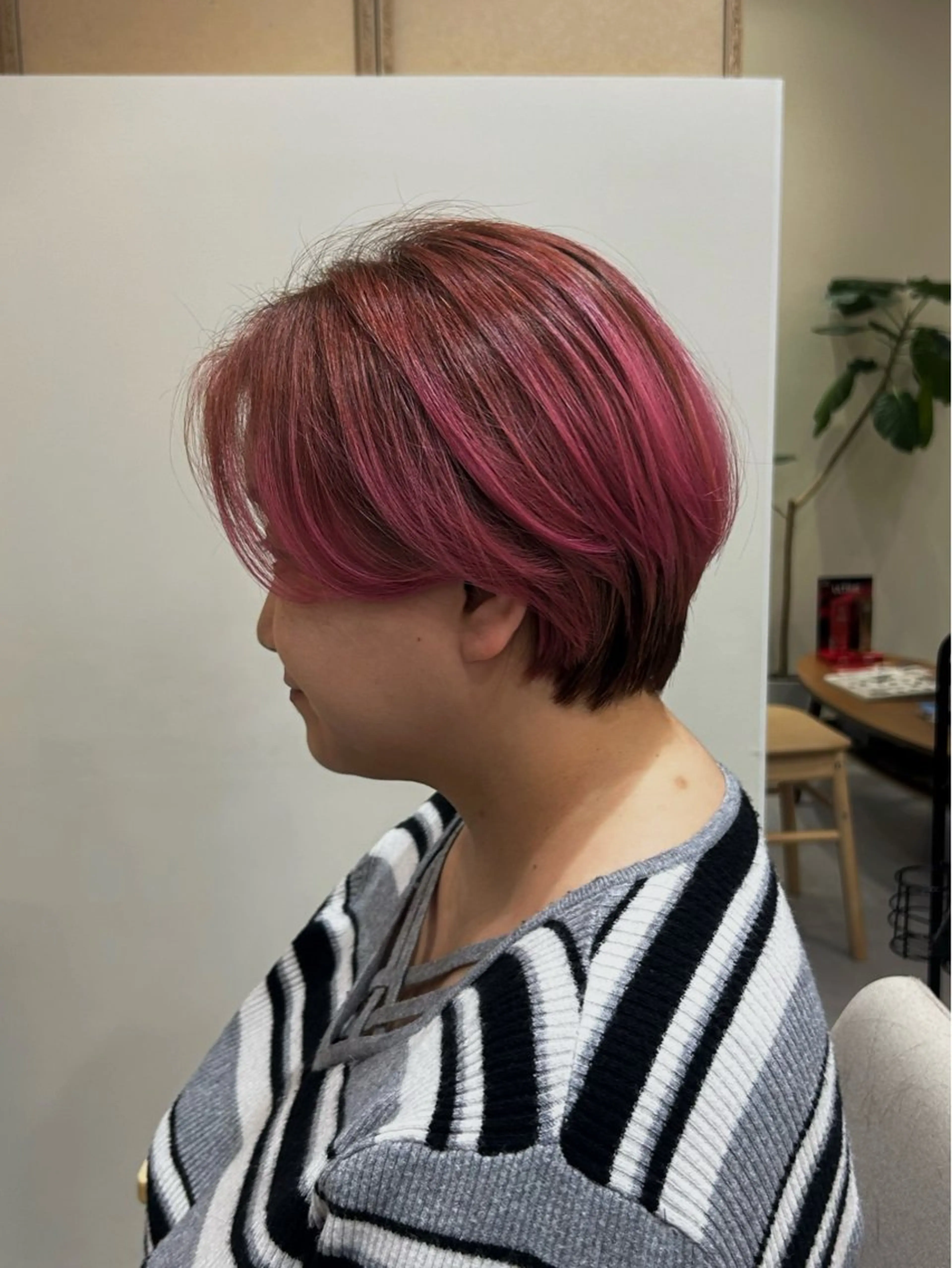 ショート 中嶋 うみのヘアスタイル