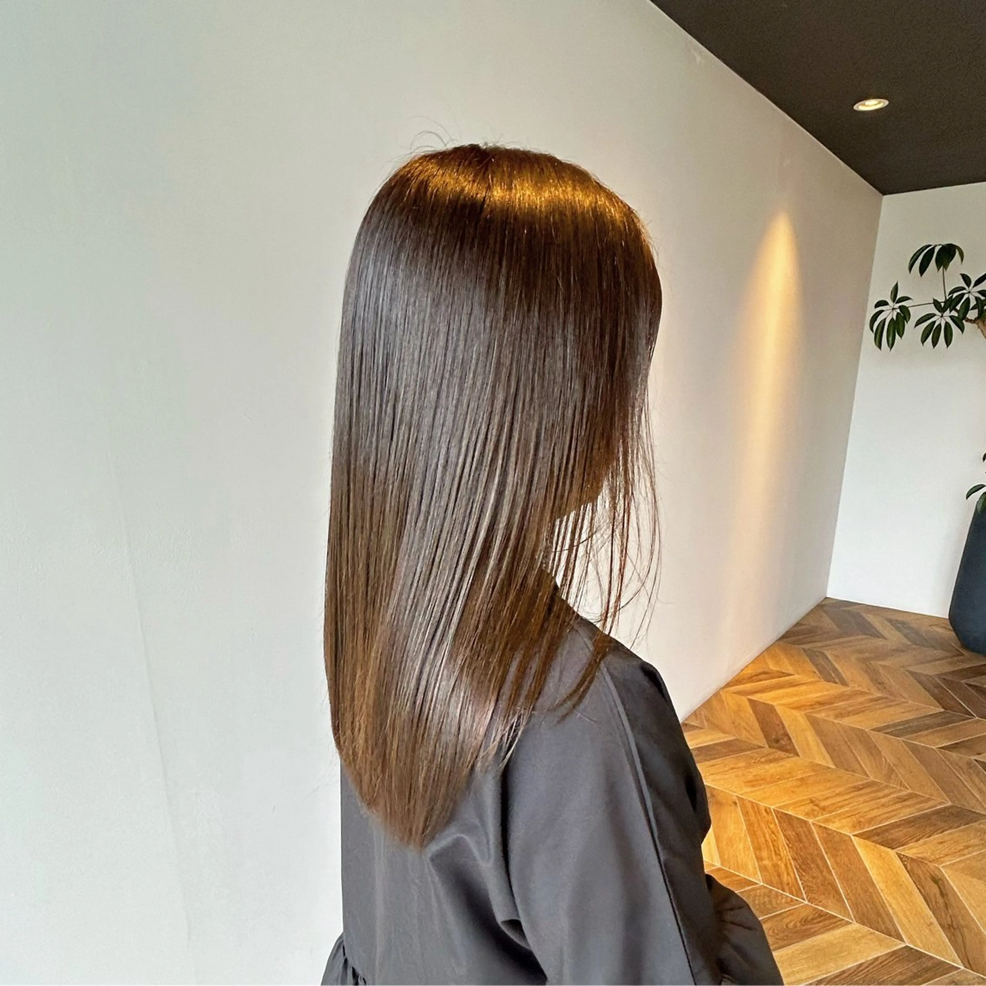 セミロング MAHO/透明感カラ ー/髪質改善🍒のヘアスタイル