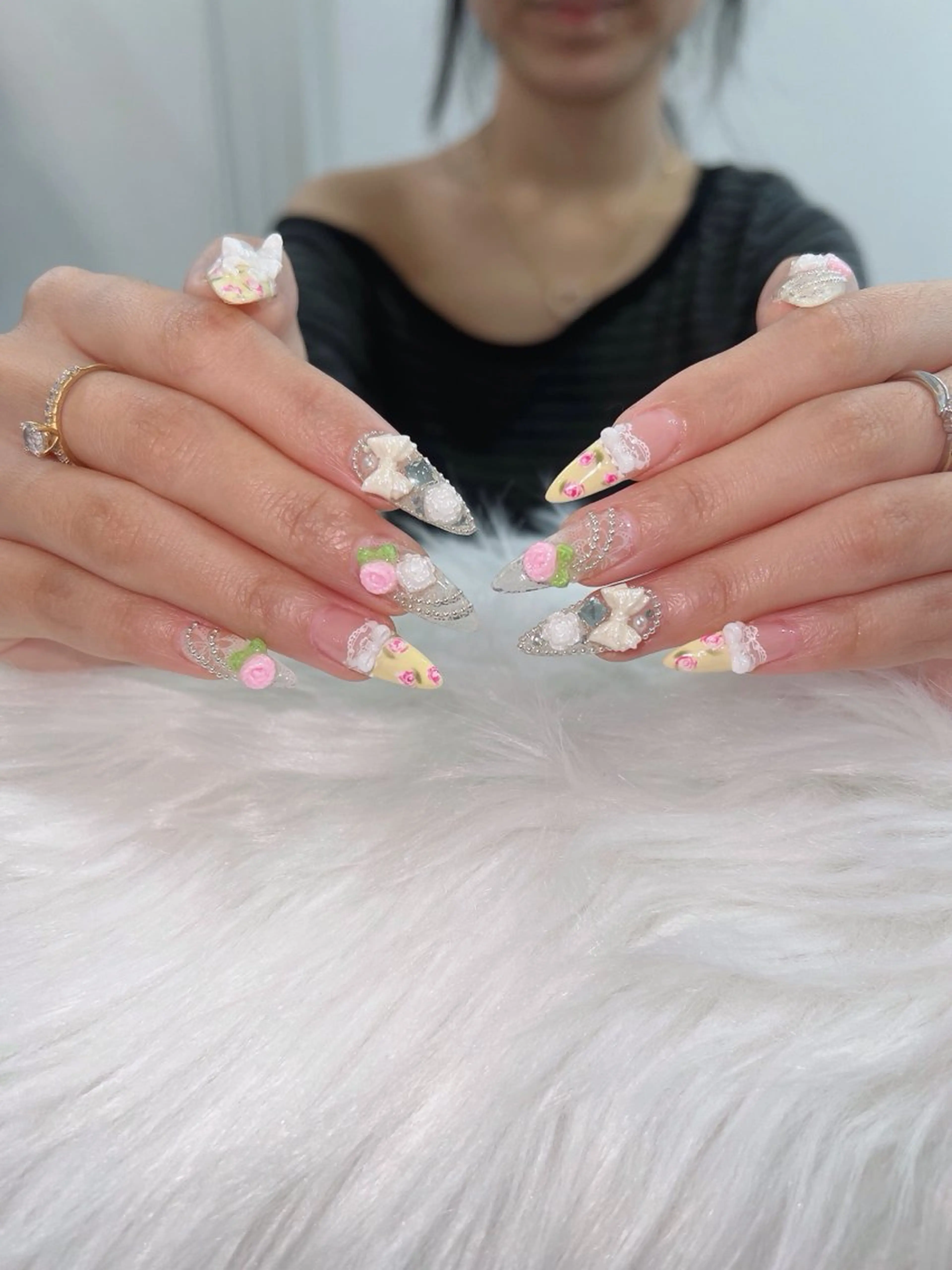 ネイル オーロラネイル ボルドー ブラウン 氷ネイル・うるうるネイル キラキラネイル ハンドネイル Sora  Nail 長さ出し専門店のネイルデザイン