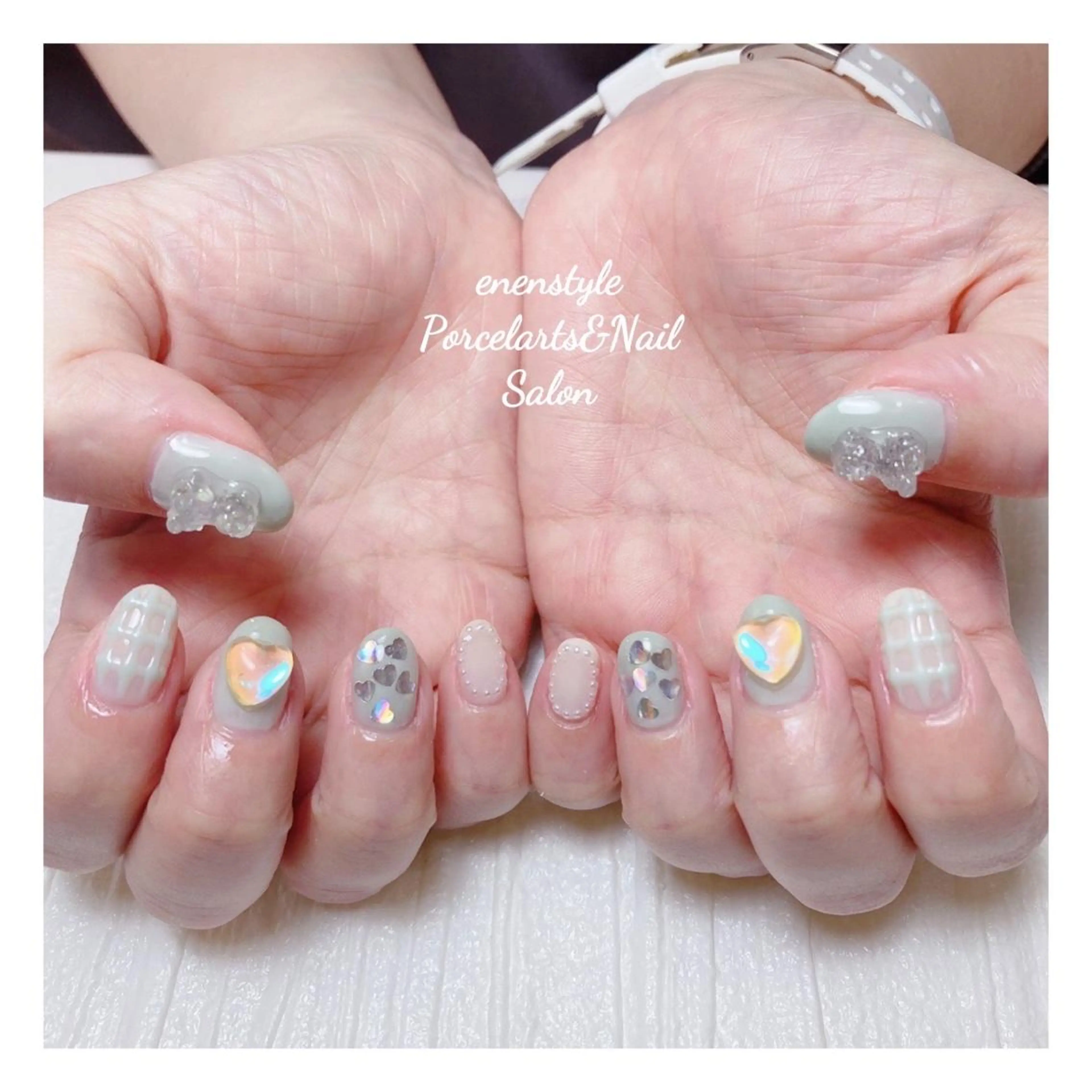 ミディアム ネイル 👑enen style👑のネイルデザイン