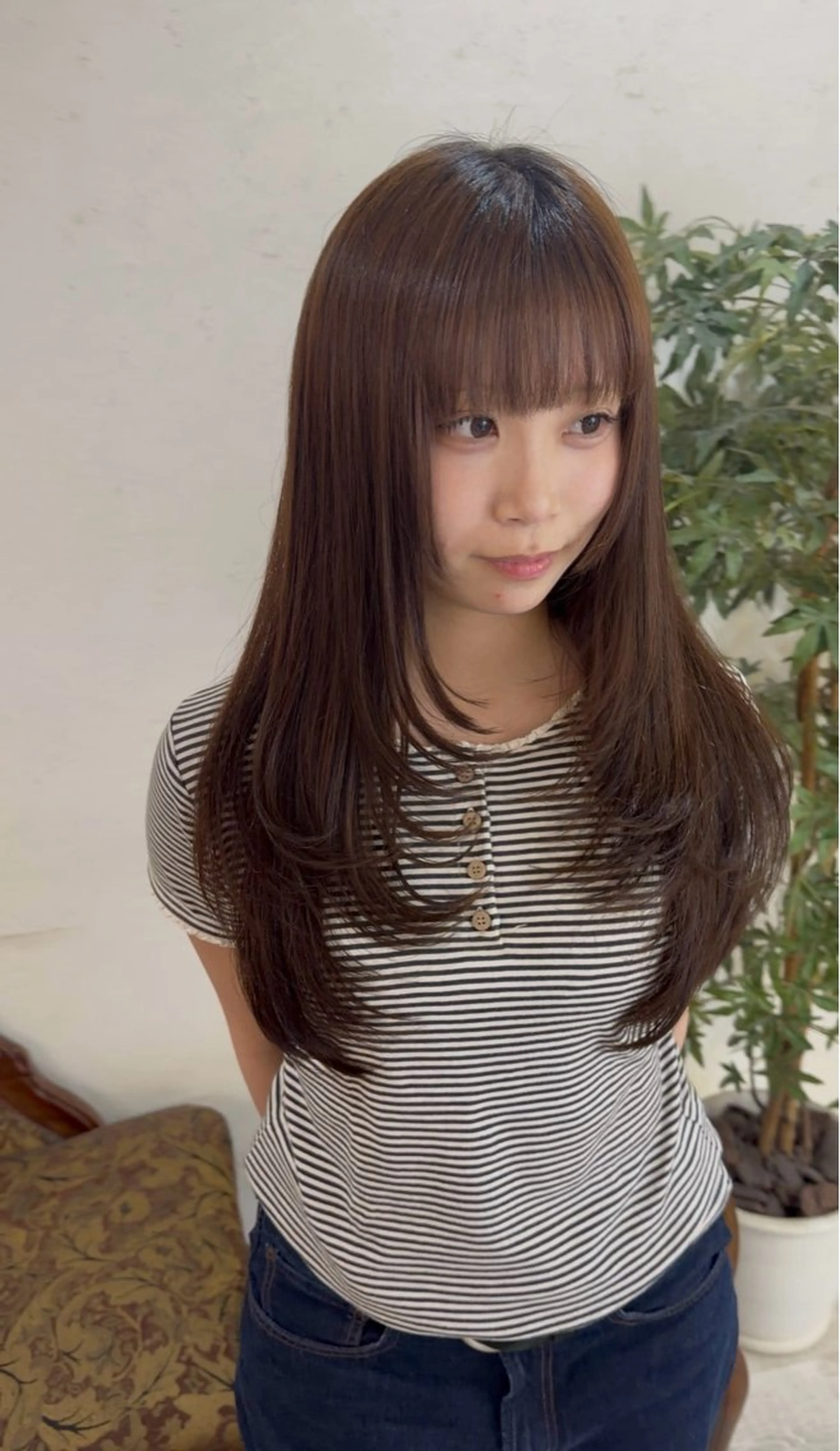 ロング 金子 莉緒のヘアスタイル