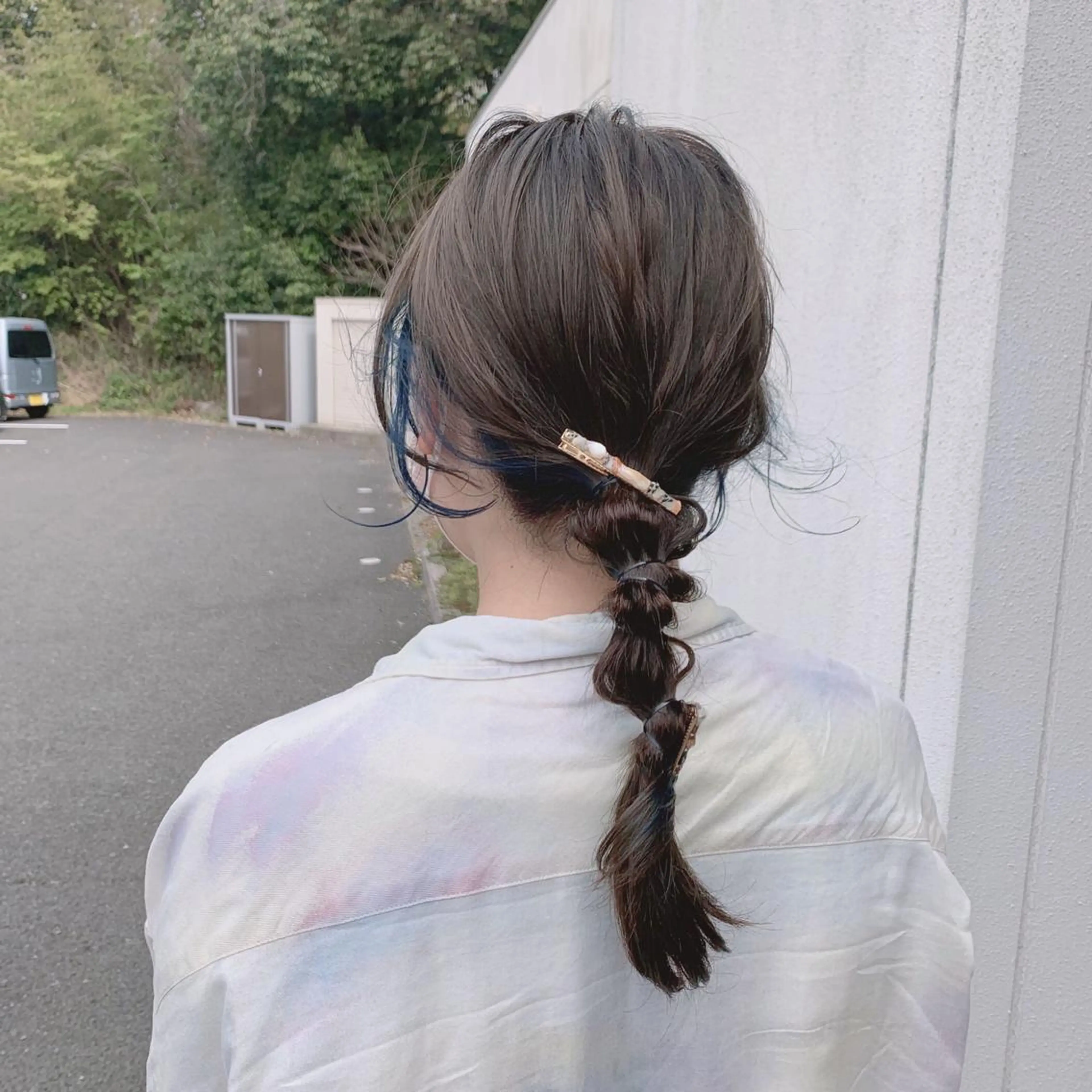 カラー ブルーカラー グレージュ 綿貫 美雪のヘアスタイル