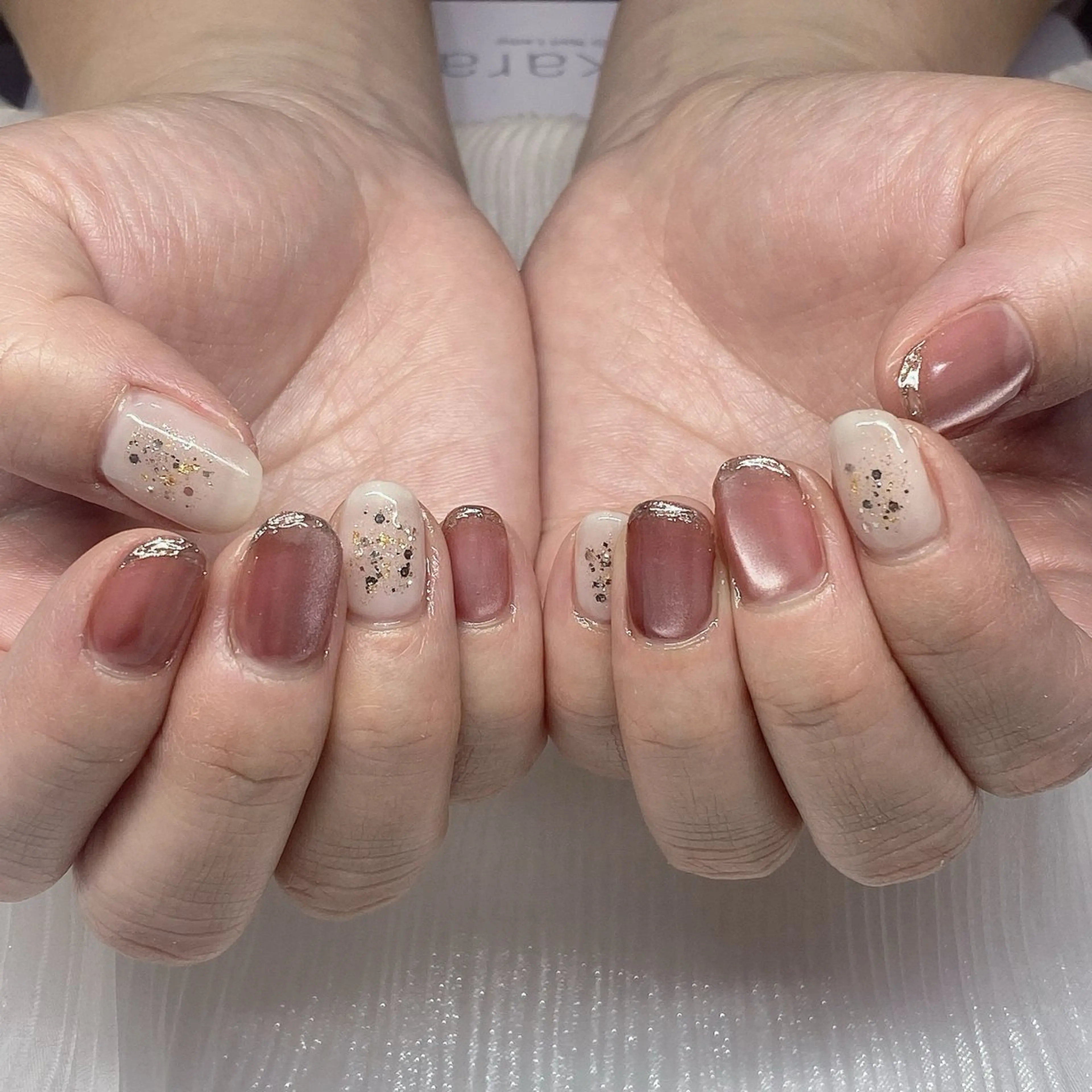 ネイル アートネイル オーロラネイル フラッシュネイル マグネットネイル ミラーネイル ハンドネイル フットネイル Ella nailsalon所属・Ella nail ちゆうのネイルデザイン