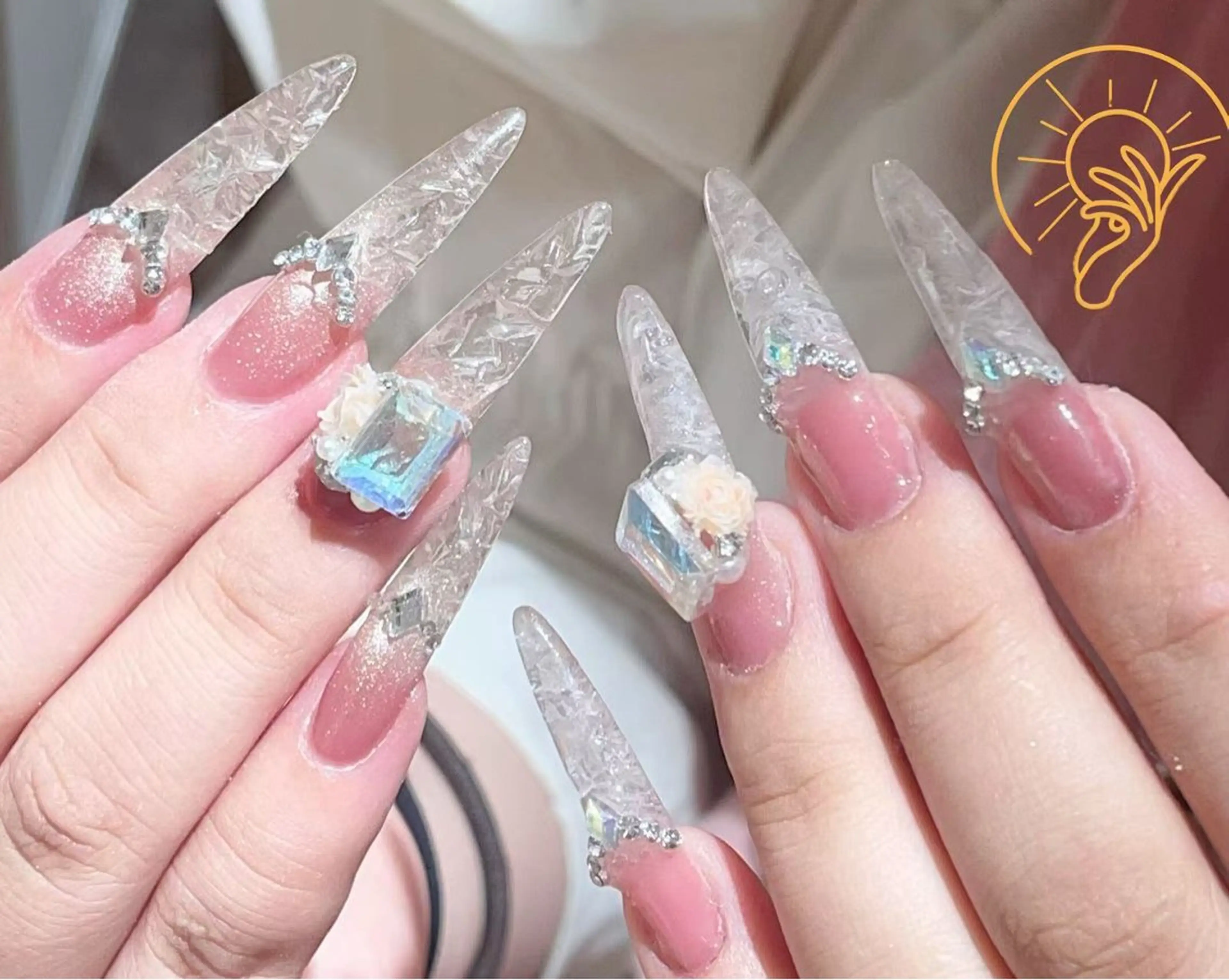 ネイル チークネイル 長さ出し フレンチネイル ガーリー 韓国ネイル SunNail池袋駅 ワンホンネイルのネイルデザイン