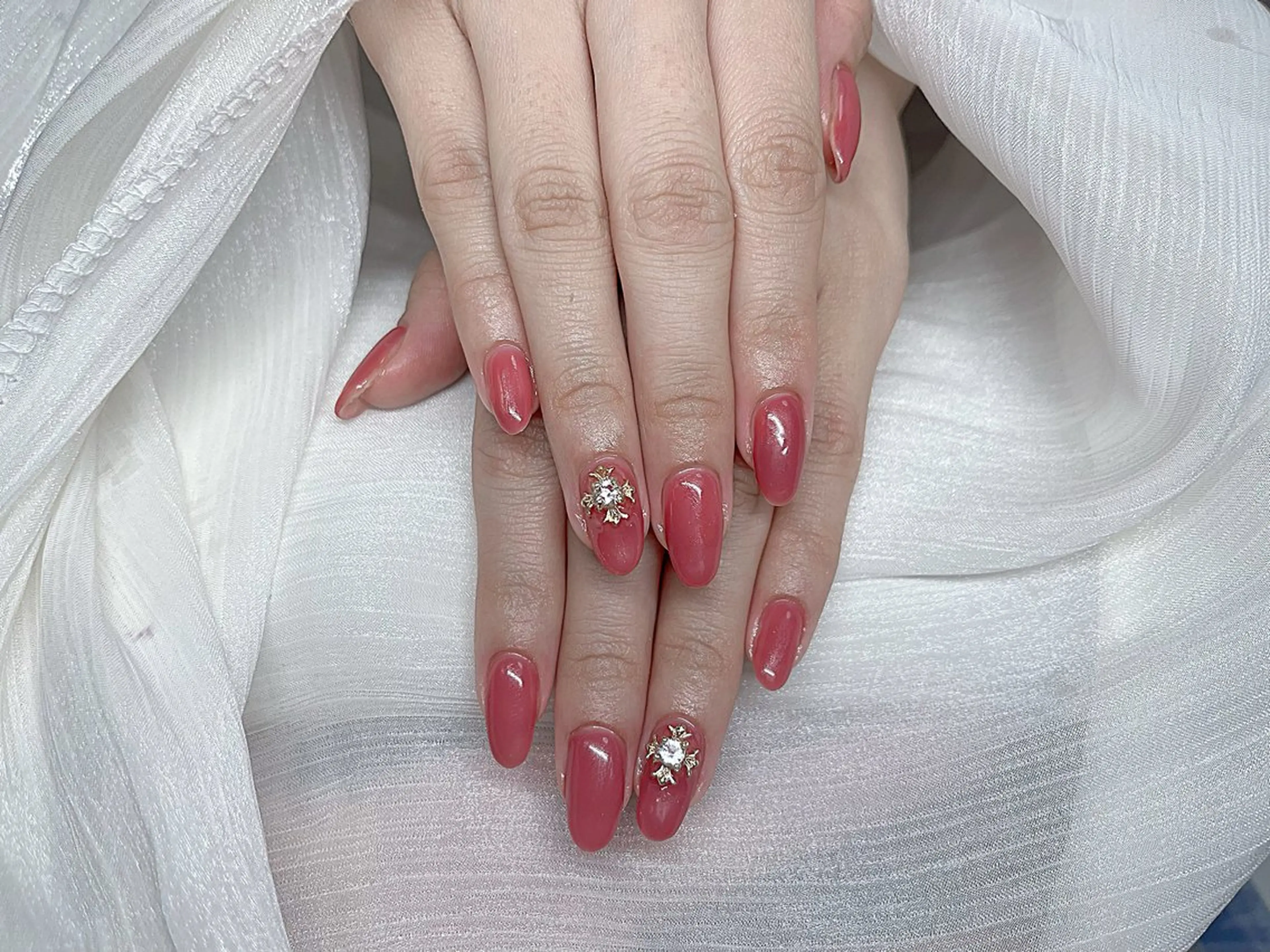 ネイル アートネイル オーロラネイル ガーリー キラキラネイル 韓国ネイル ハンドネイル 日向 あゆみのネイルデザイン