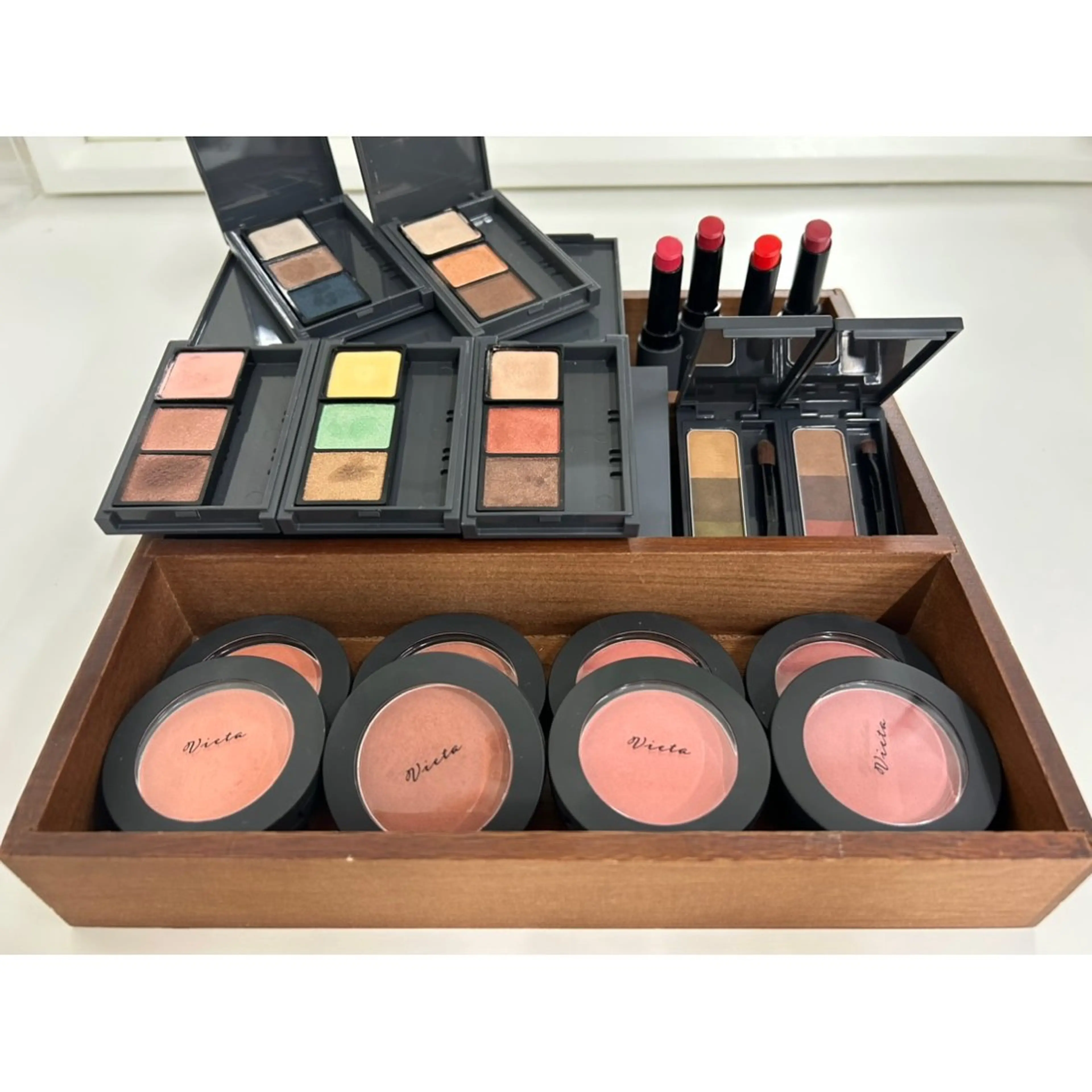 アイブロウ 杉浦里沙⌇ 居心地いいエステのエステ・リラクイメージ