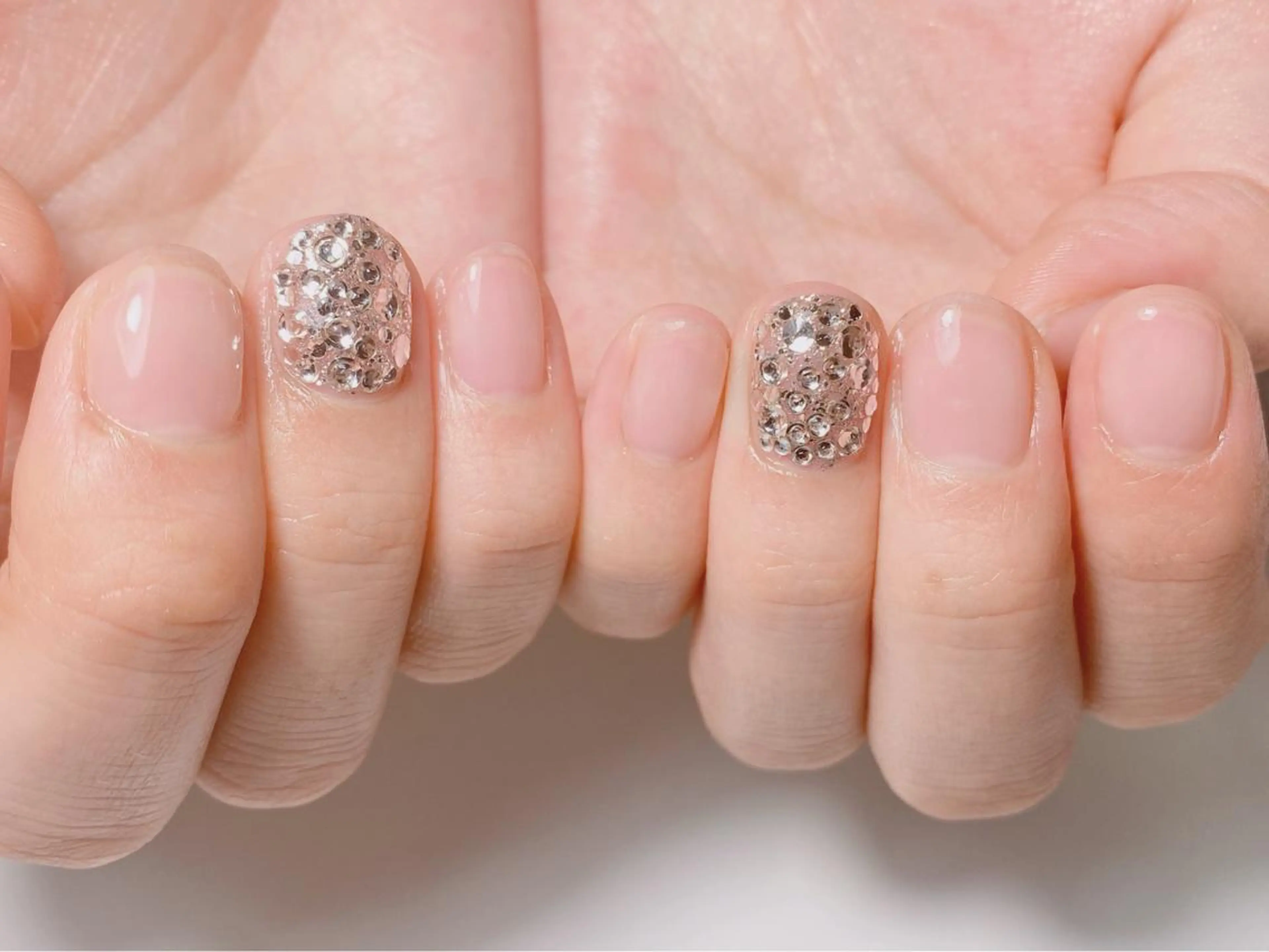 ネイル 大人キレイ 𝑁𝑖𝑥𝑖𝑠のネイルデザイン