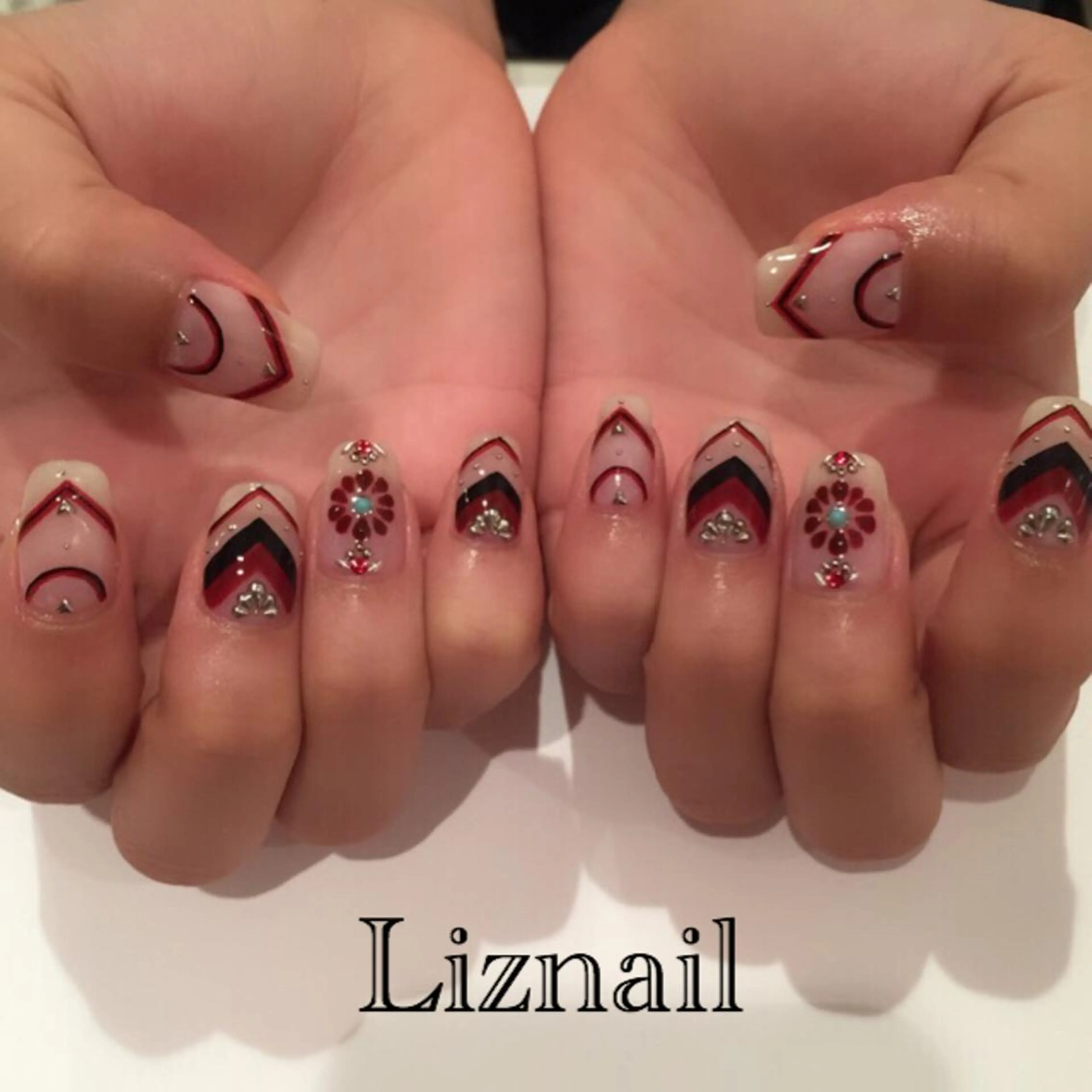 ネイル Rawr / saoriのネイルデザイン