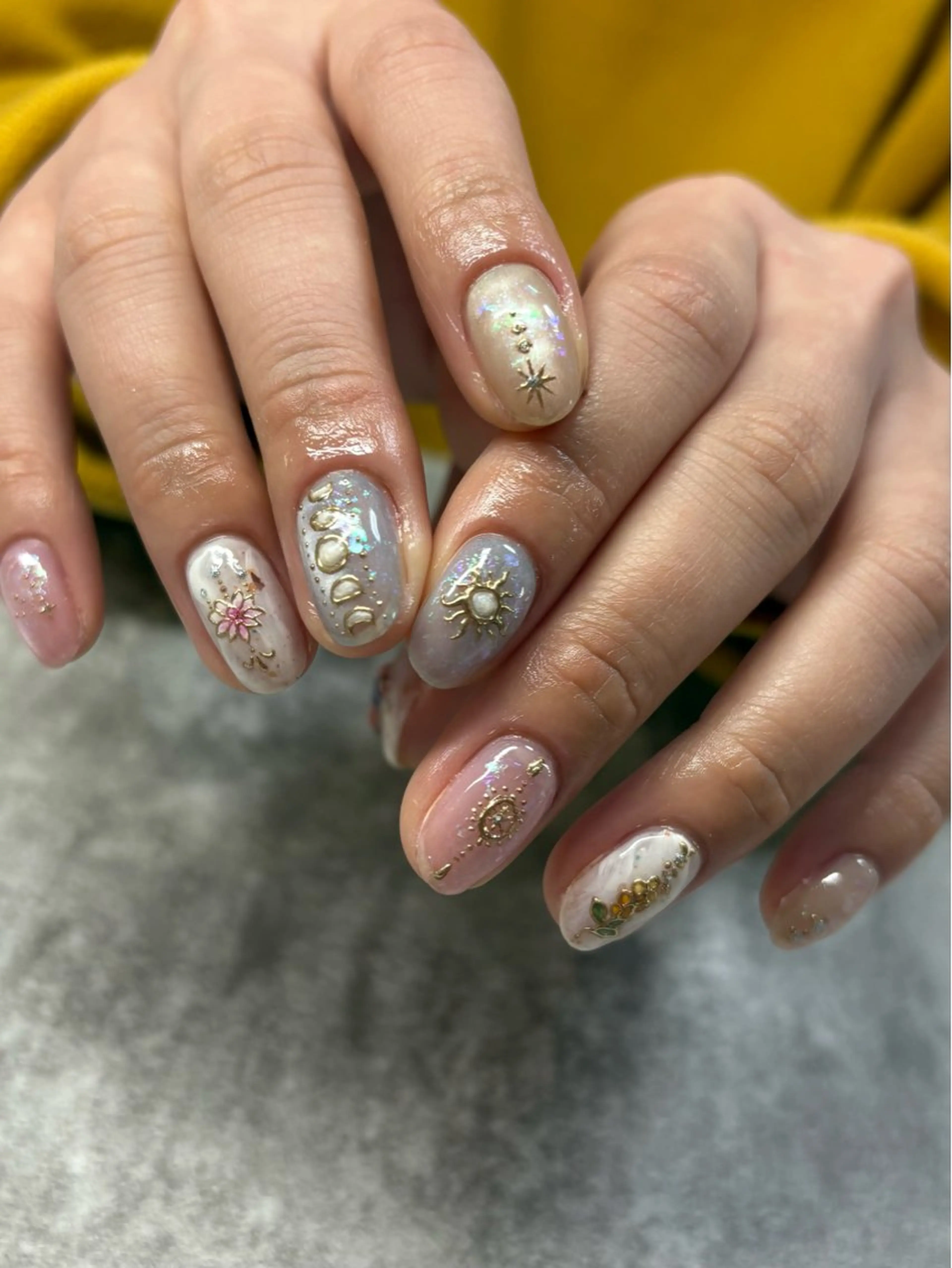 ネイル ハンドネイル FIORITURA Maikoのネイルデザイン