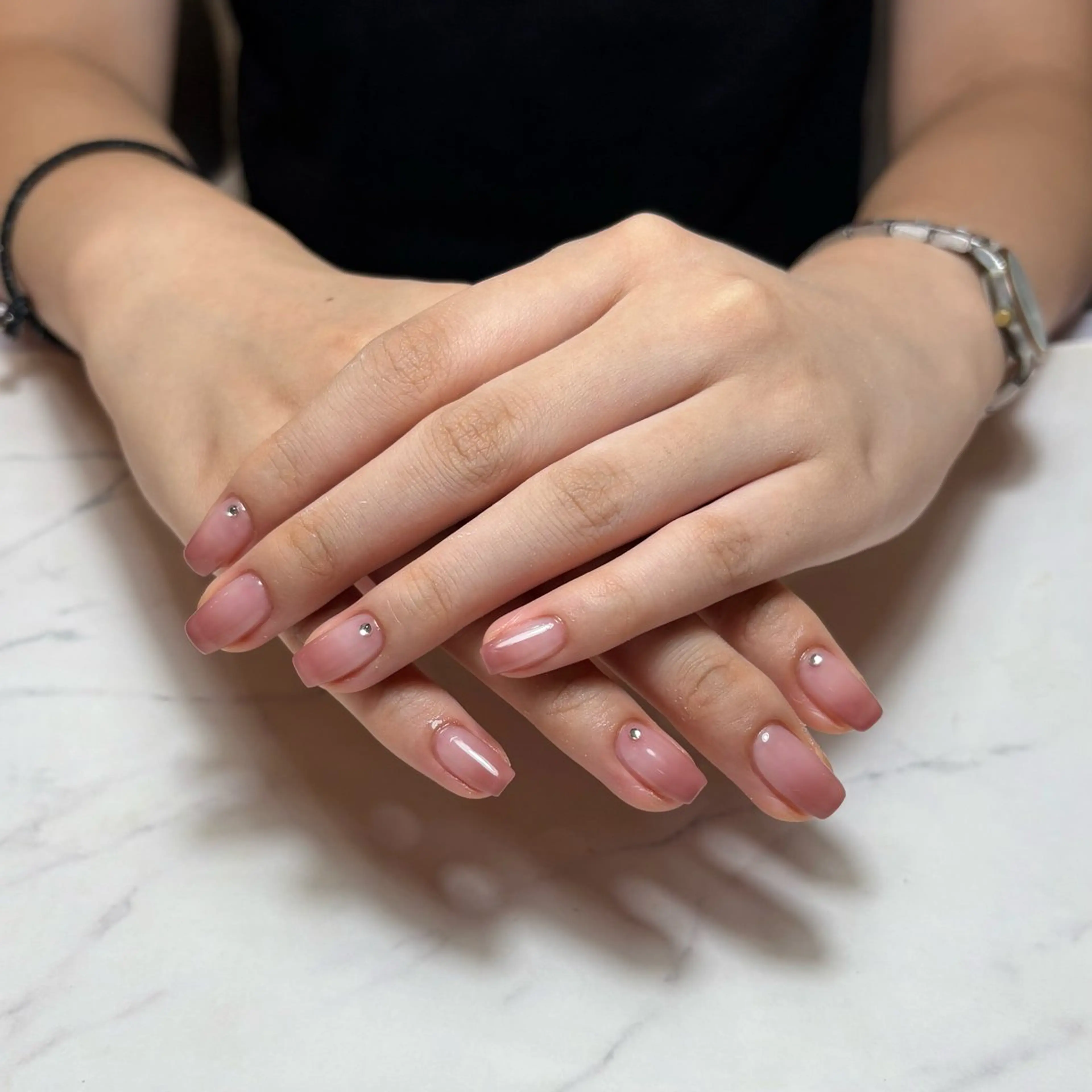 ネイル グラデーション ピンク ピンクベージュ 💫 さりのネイルデザイン