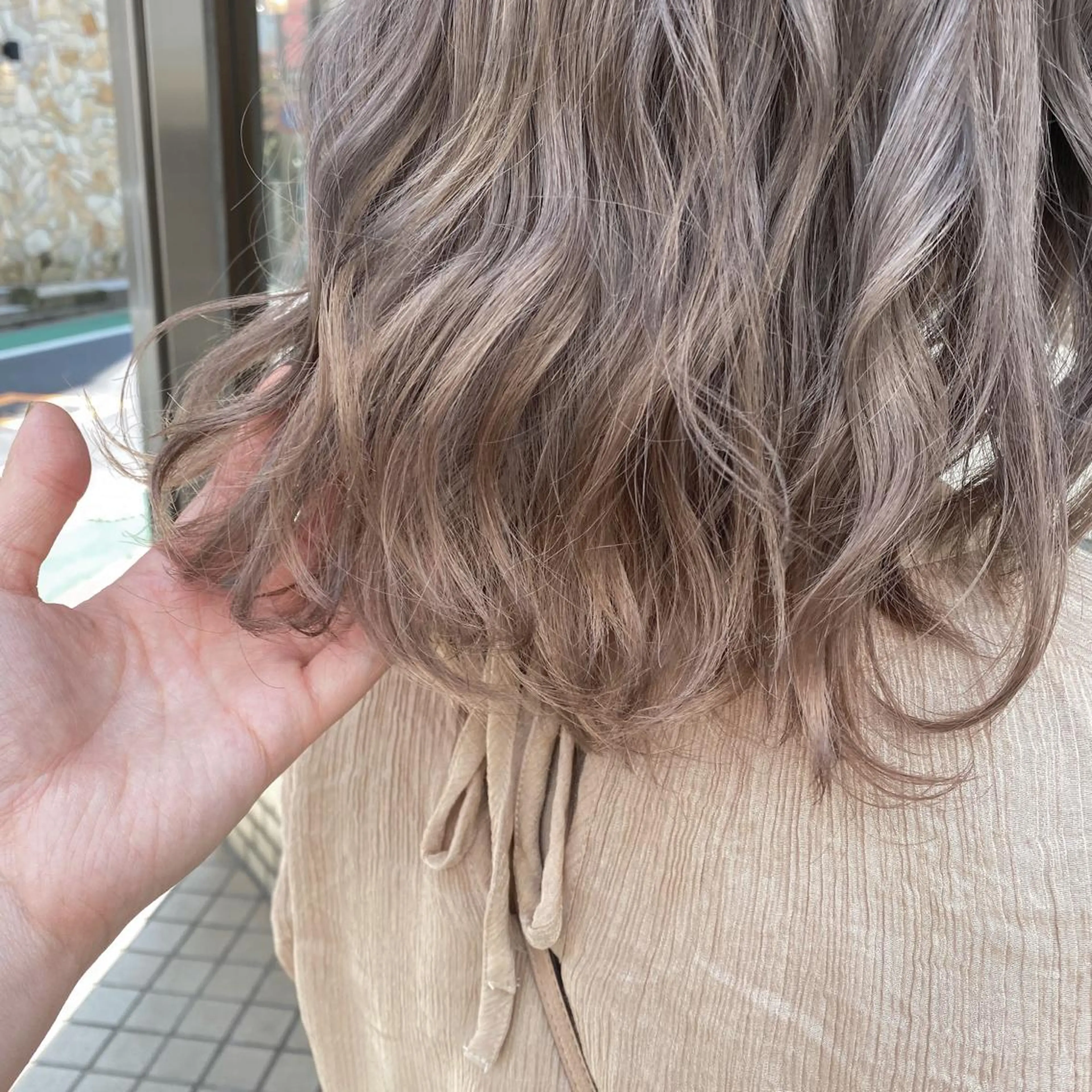 ミディアム marble by KENJEのヘアスタイル