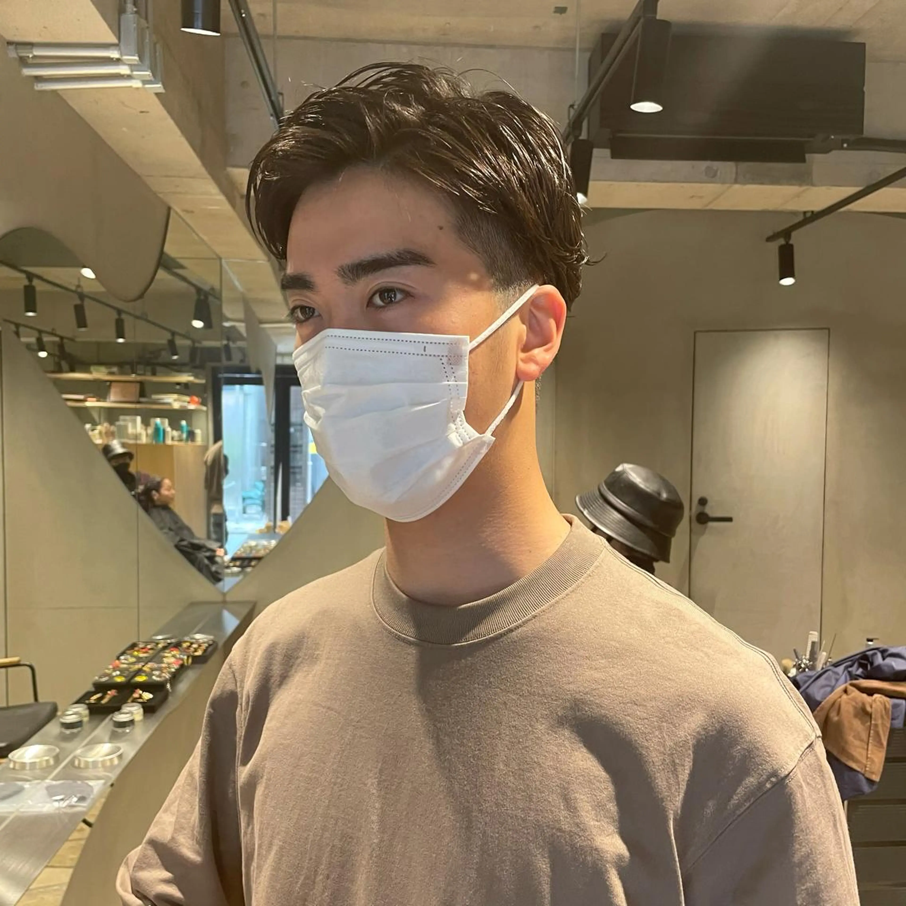 メンズ メンズブリーチ メンズデザインカット フェードカット メンズハイライト メンズハイトーン カット 🌈圧倒的デザイン パーマ　関和希のヘアスタイル