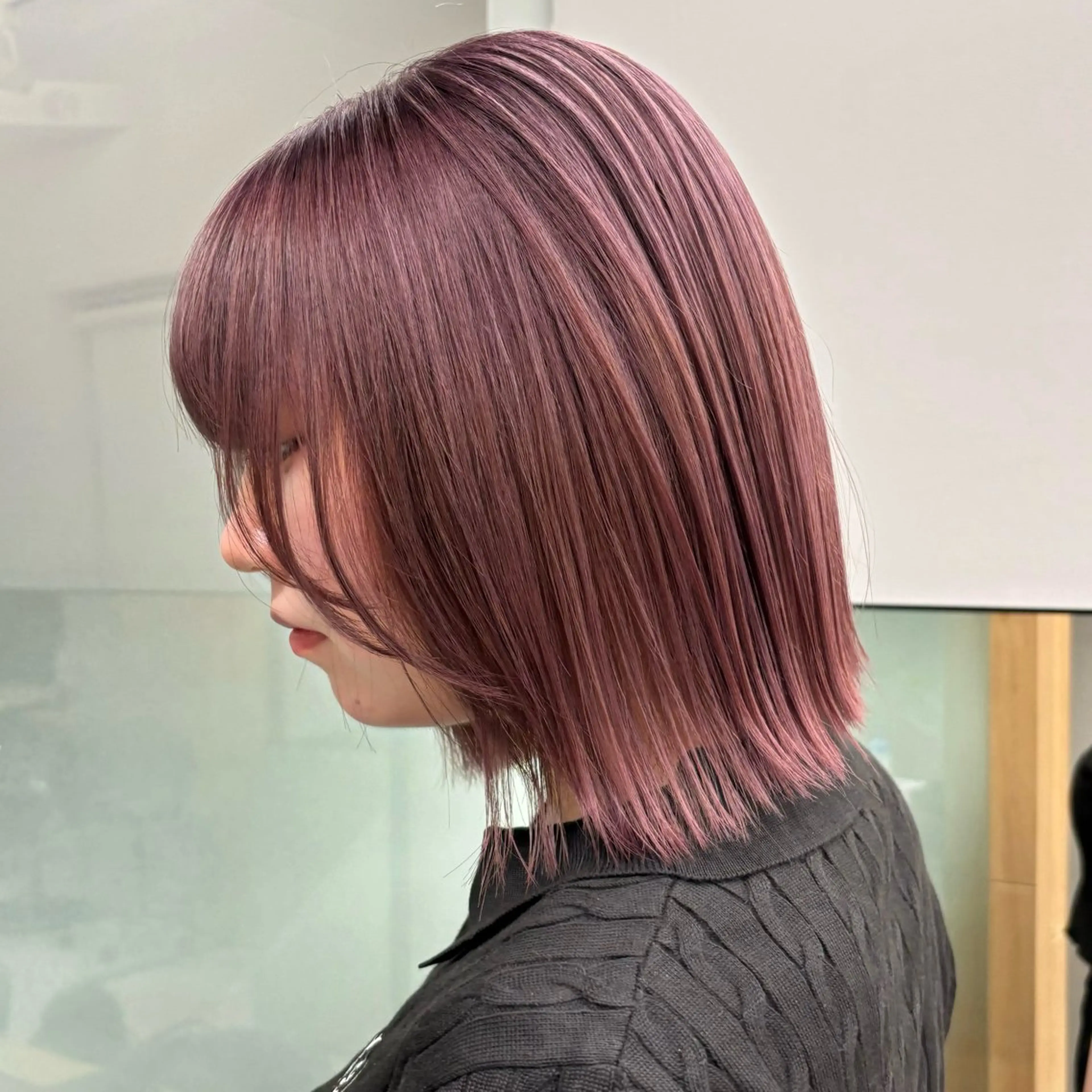 ショート 盛れる透明感カラー・ momokaのヘアスタイル