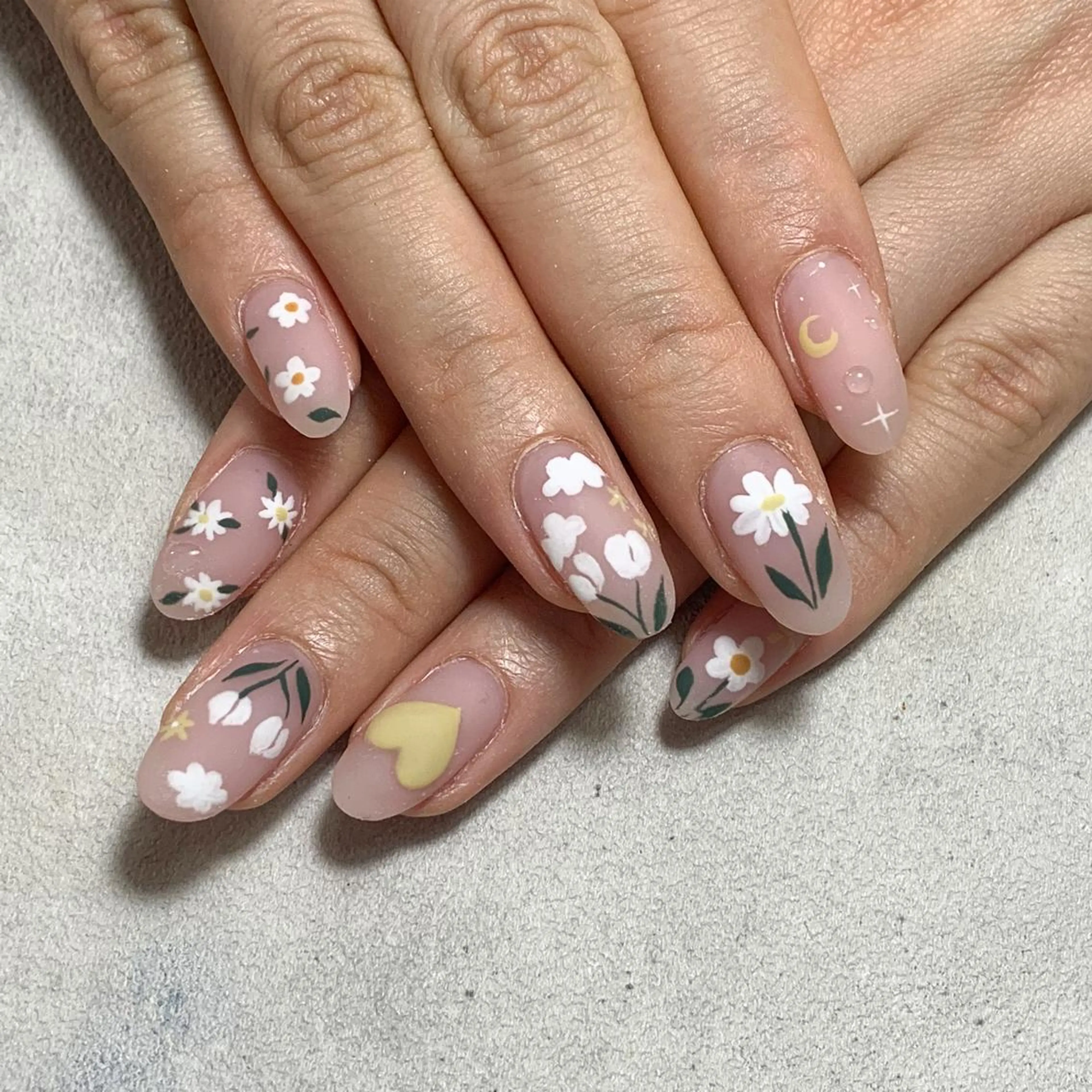 ネイル FIORITURA aiのネイルデザイン