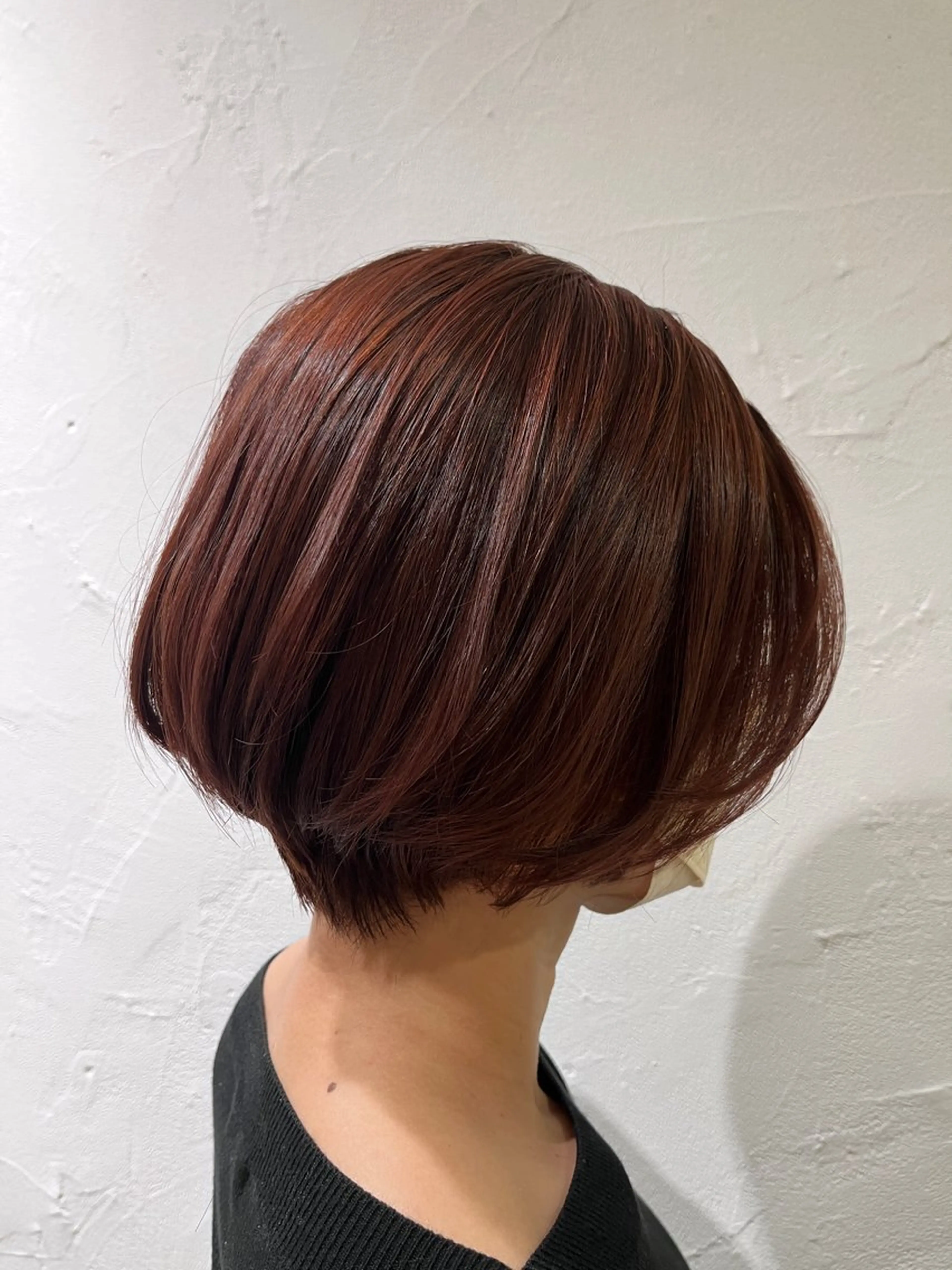 ショート カラー ベージュカラー ピンクカラー ピンクベージュ くせ毛 ショートヘア カット ヘアカラー トリートメント 美容室stadium 横田ジュンコのヘアスタイル
