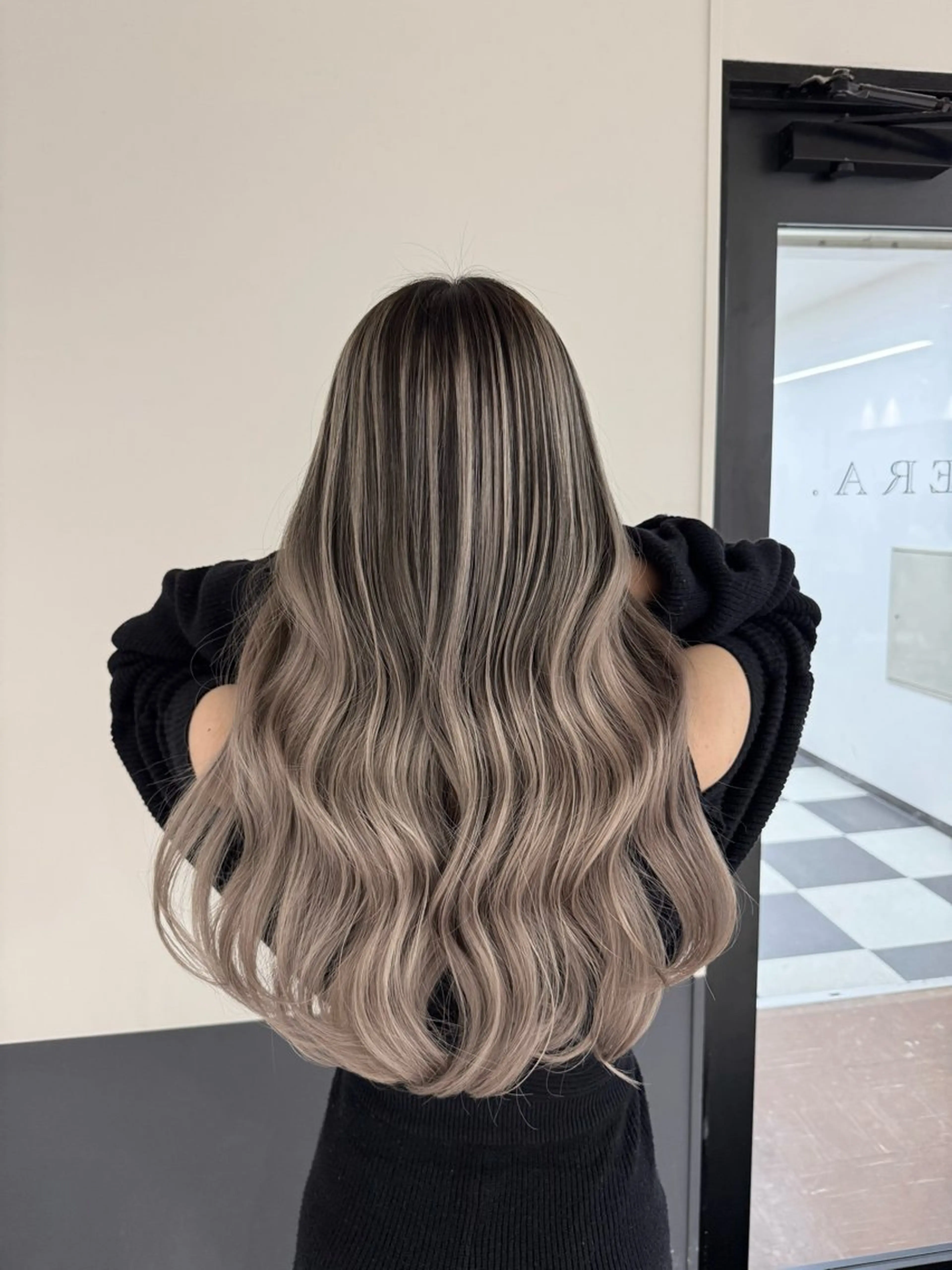 ロング カラー CIERA.心斎橋 ブリーチ/ハイライト/バレイヤージュ【シエラ】所属・ハイトーン/ 心斎橋/龍之介のヘアスタイル