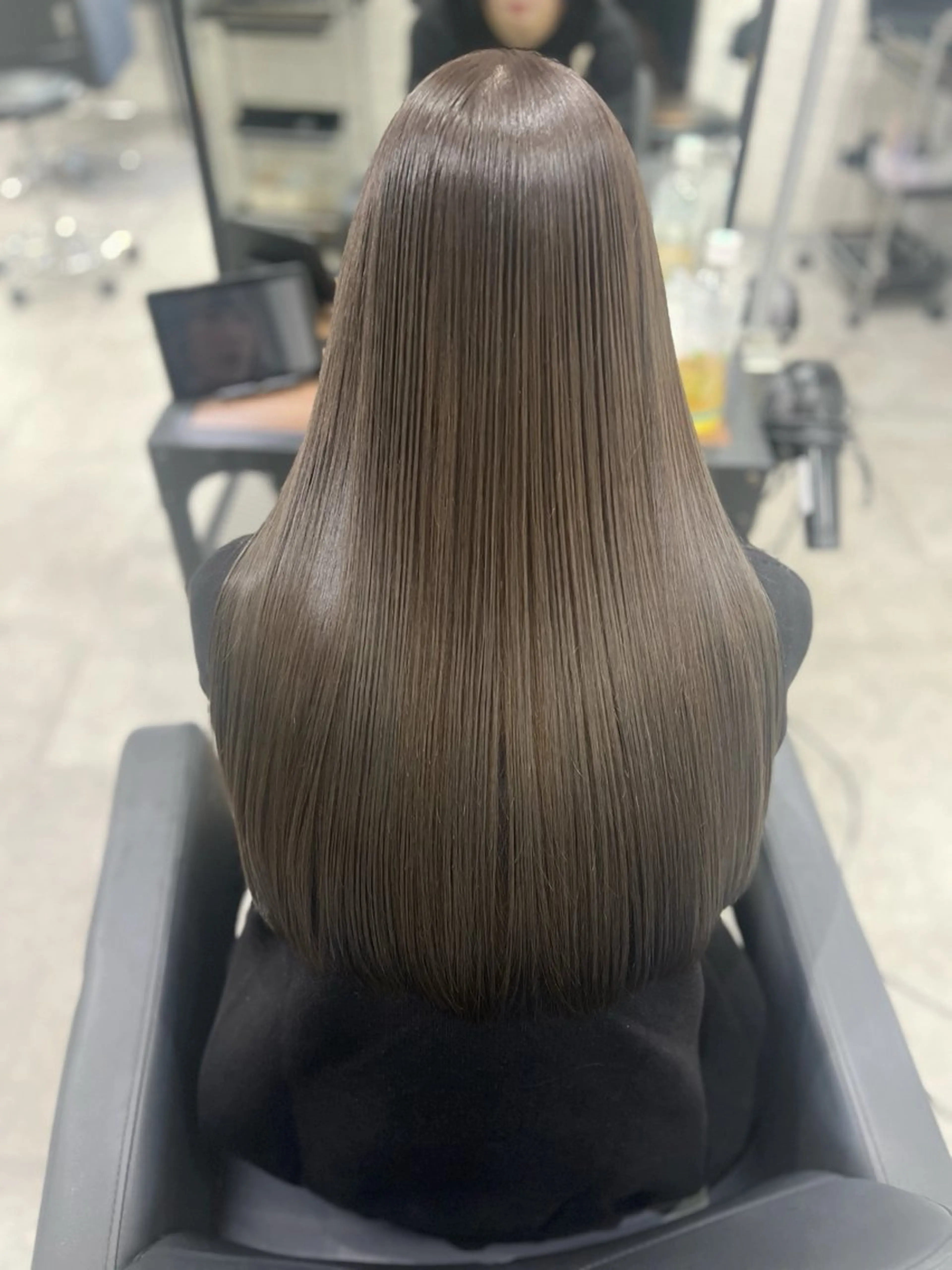 ロング カット ヘアカラー トリートメント 🌿海山龍馬🌿前髪 /顔まわり/レイヤーのヘアスタイル