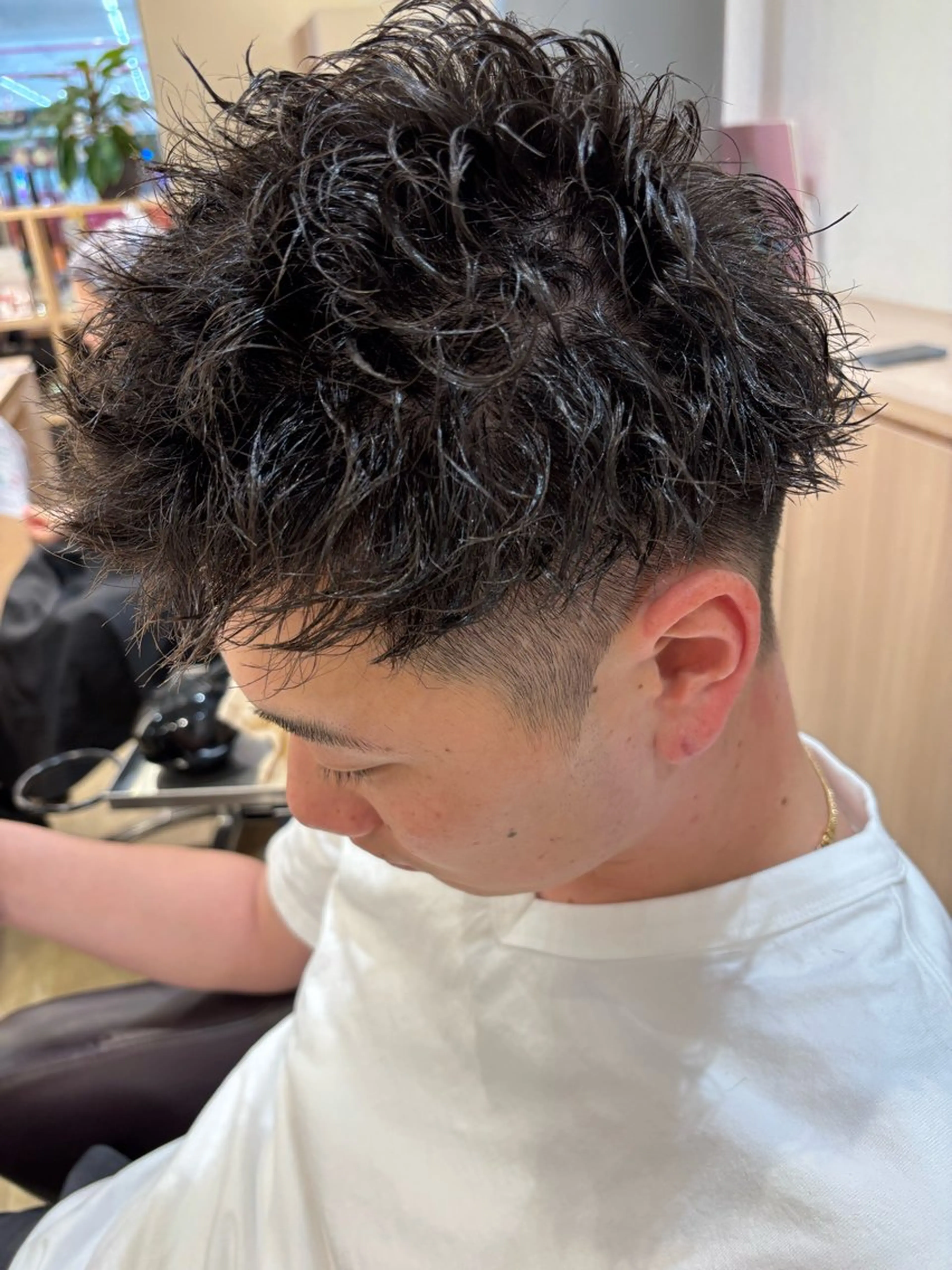 ショート パーマ メンズ メンズ特化パーマ職人 黒川真伍のヘアスタイル