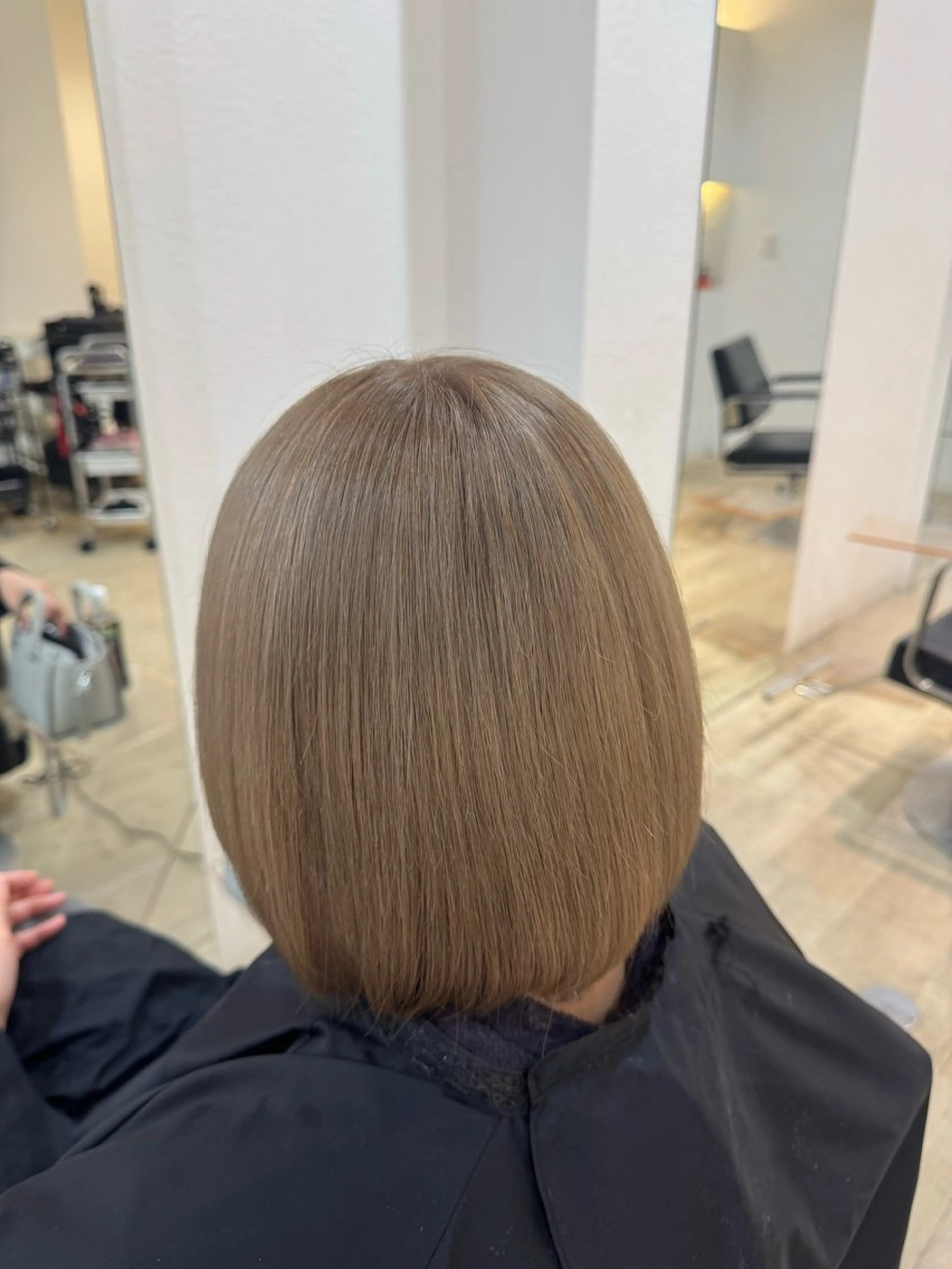 ミディアム ヘアカラー TIDEHAIR 悠愛のヘアスタイル