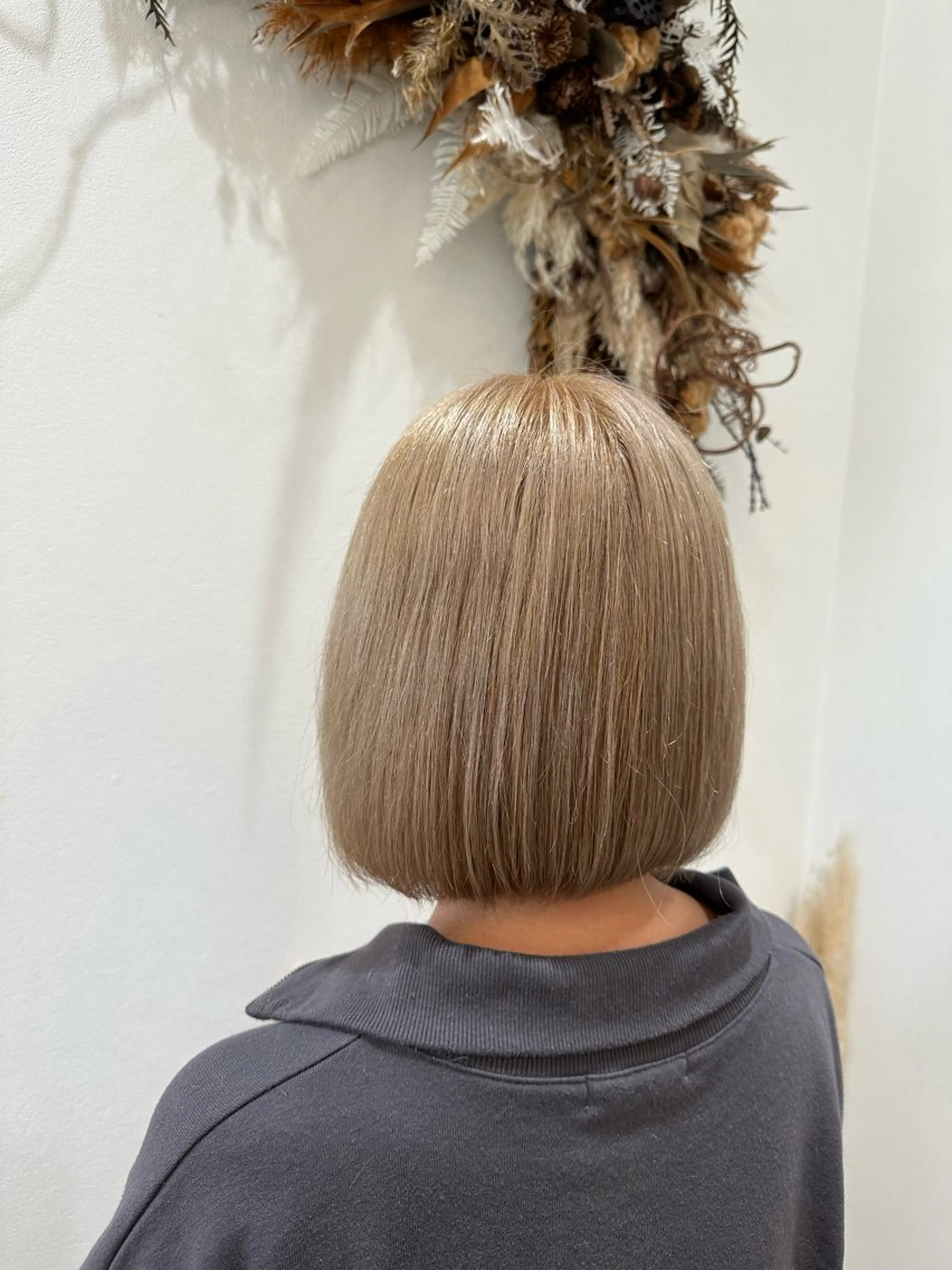 カラー ブロンド MIRUKA/ 暖色カラー/ベージュのヘアスタイル