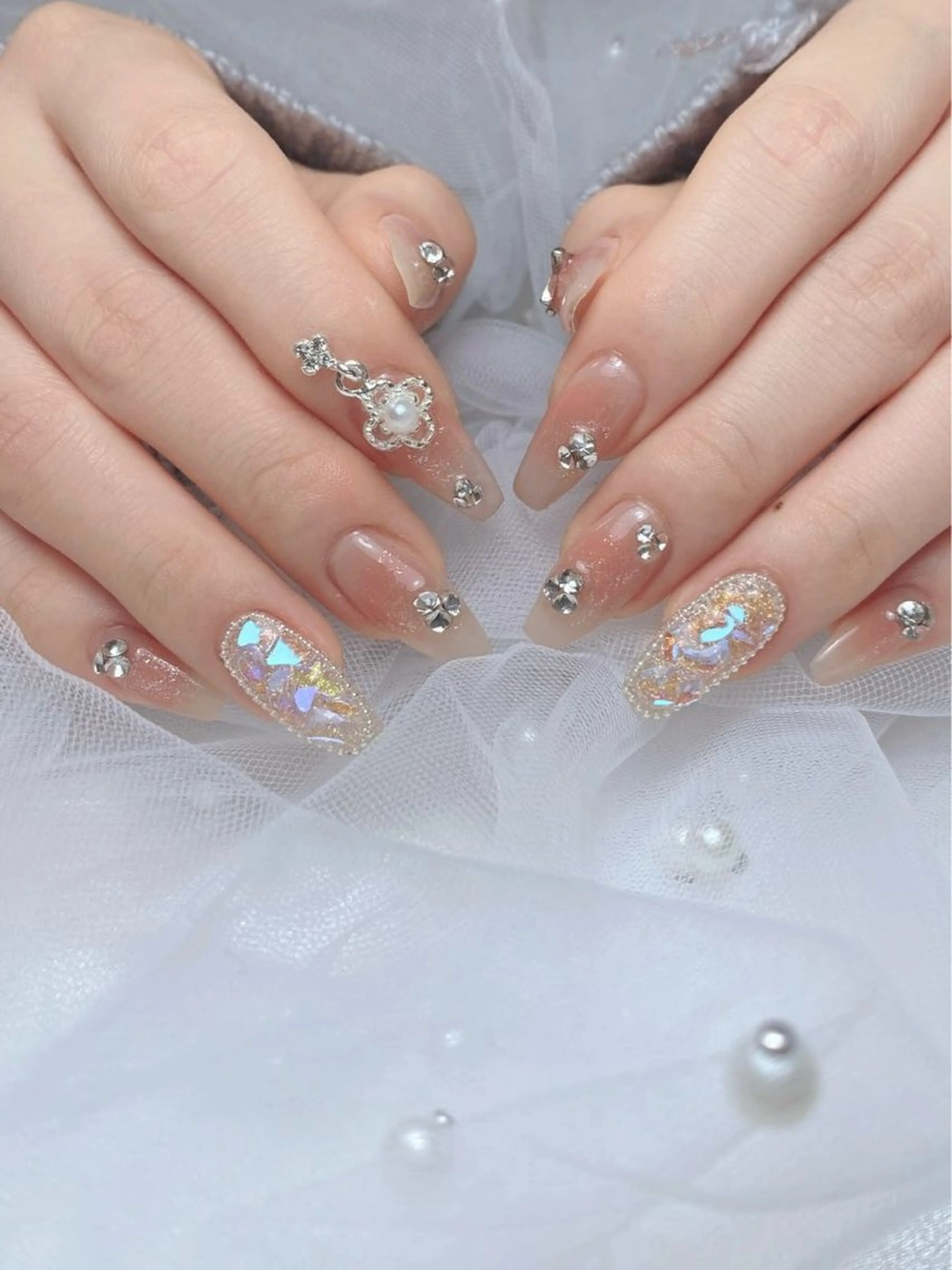 ネイル フレンチネイル ジェルネイル ハート 韓国ネイル マグネットネイル ハンドネイル ネイルサロン lotusのネイルデザイン